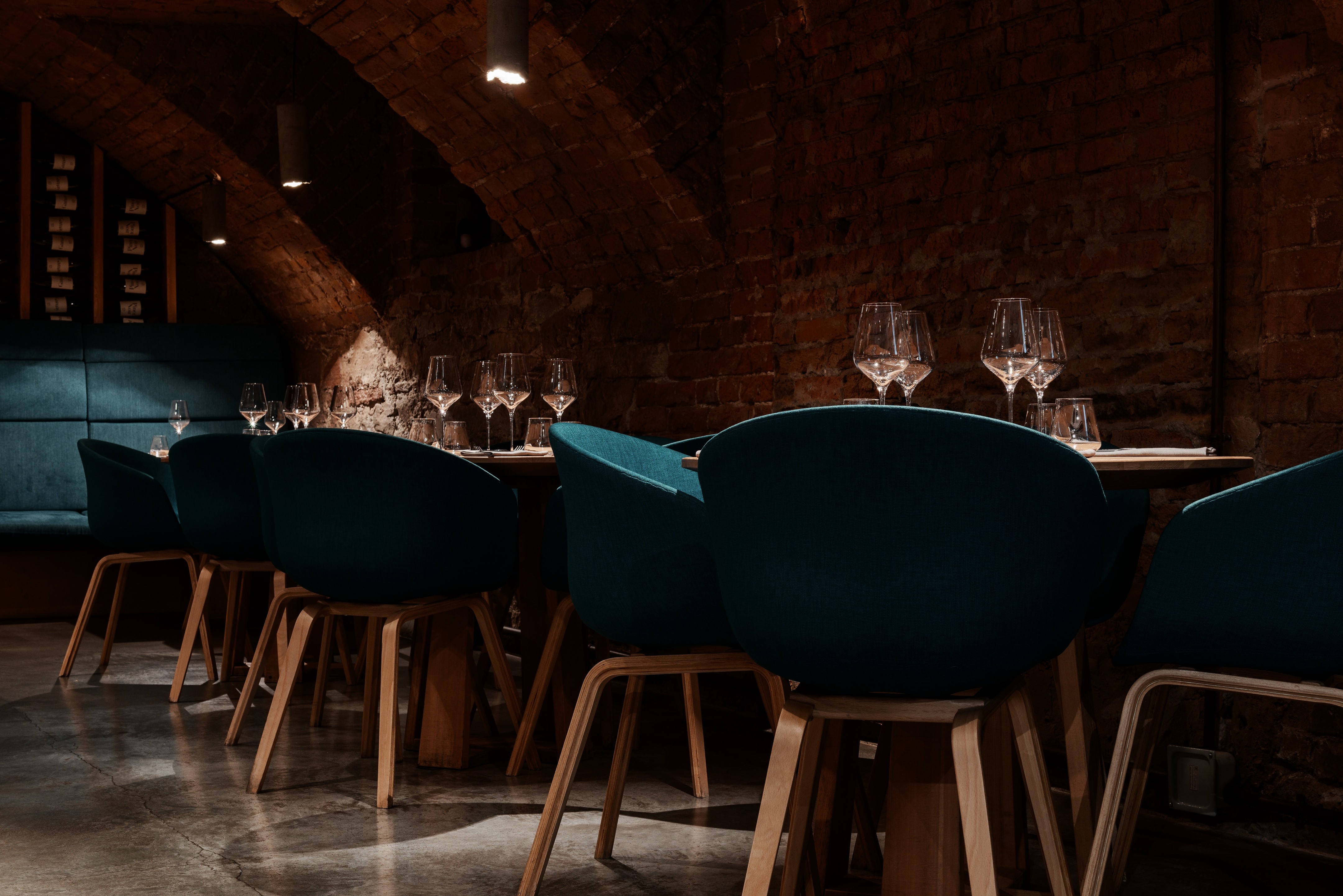 俄罗斯请 0.75 北欧餐厅 | 木材、砖石营造独特氛围-9