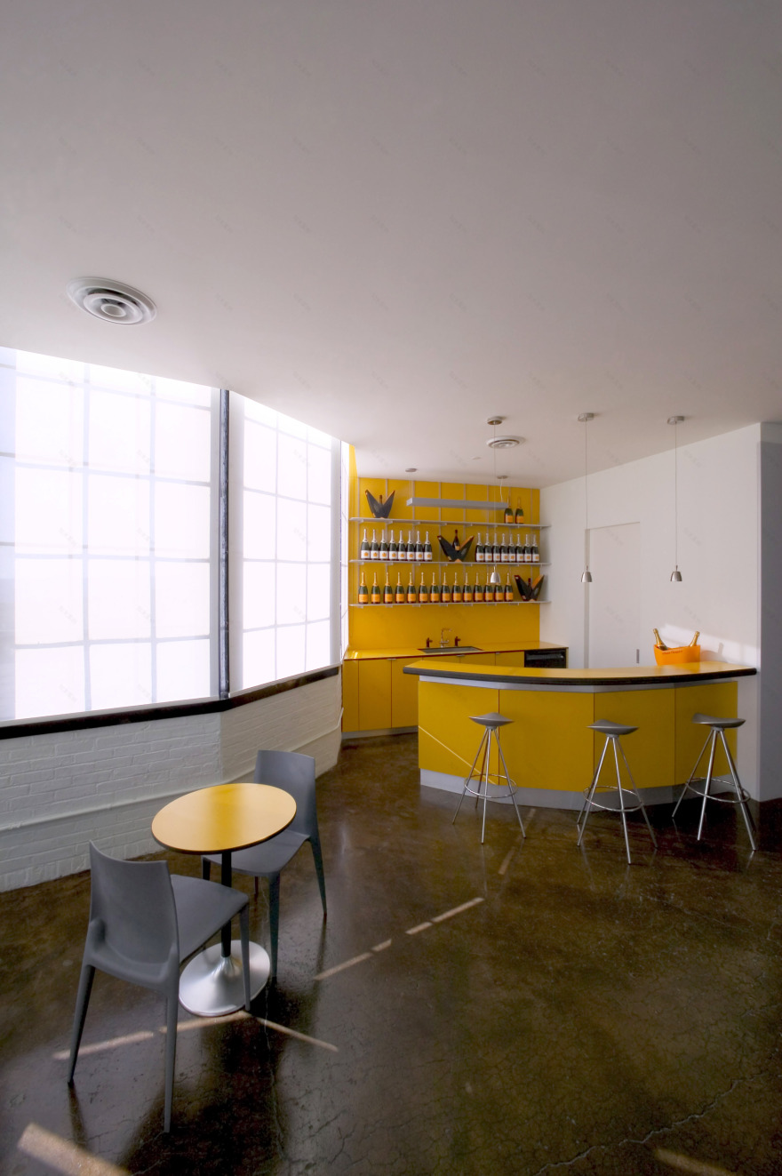 Clicquot Champagne 总部设计-6