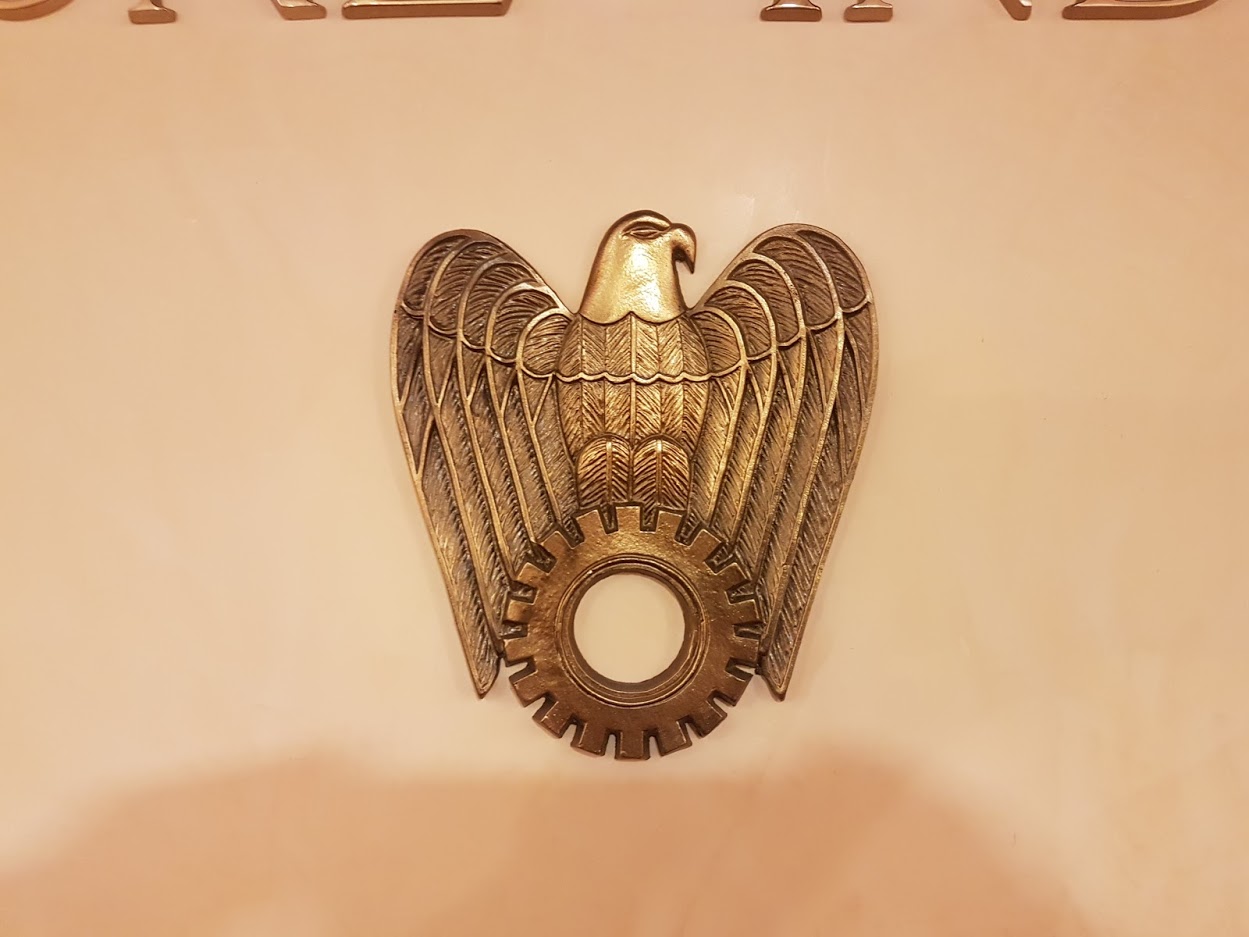 打造三维空间 | 意大利塔兰托商会会议室翻新记-31