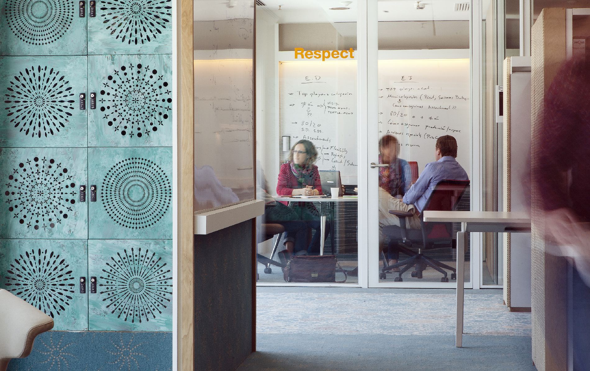 巴塞罗那 Desigual 总部室内设计-25