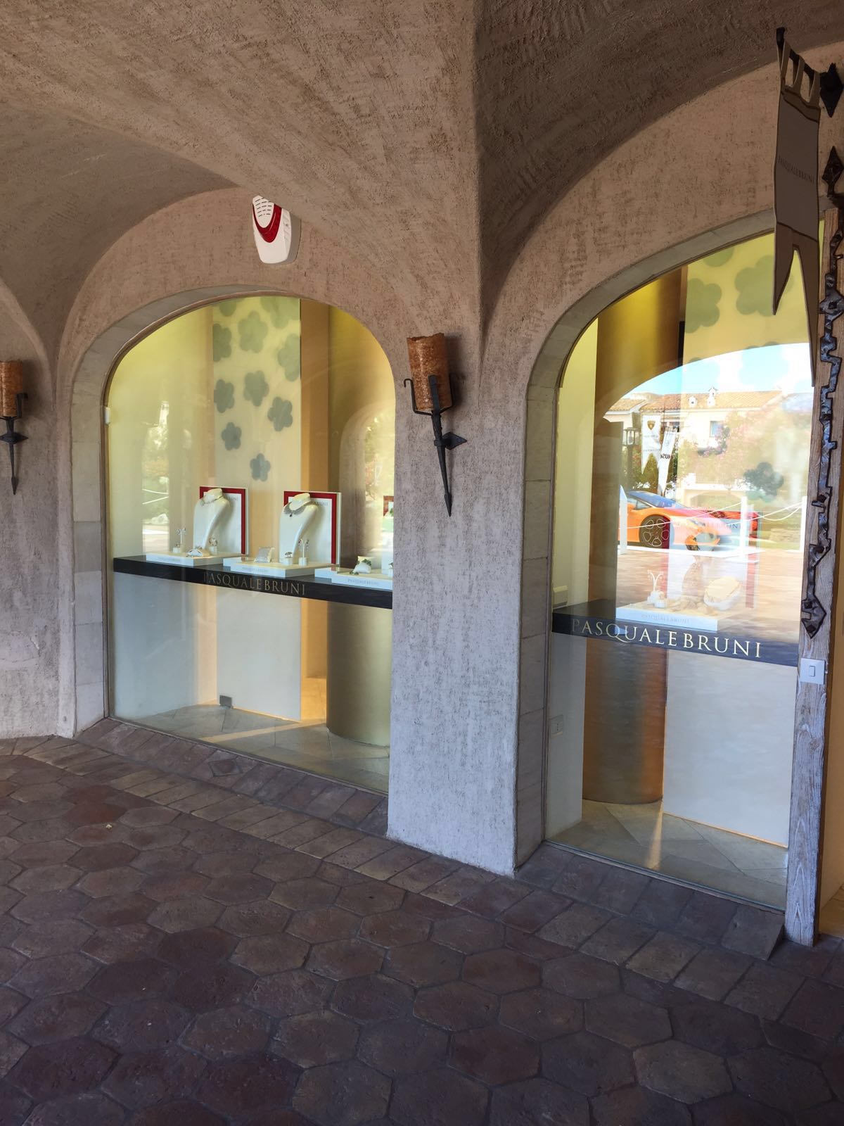 帕斯夸莱·布鲁尼波尔图切尔沃临时专卖店-19