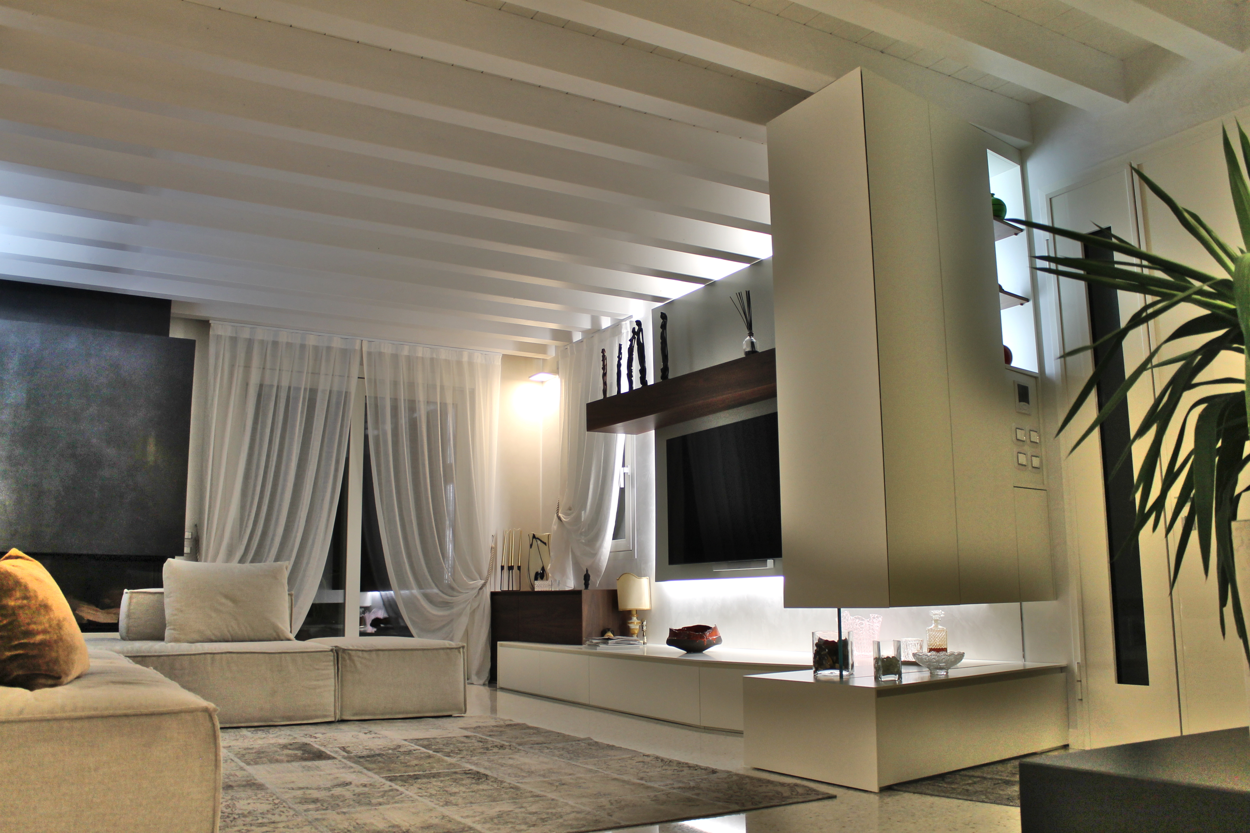 完美呈现的定制家具空间-0