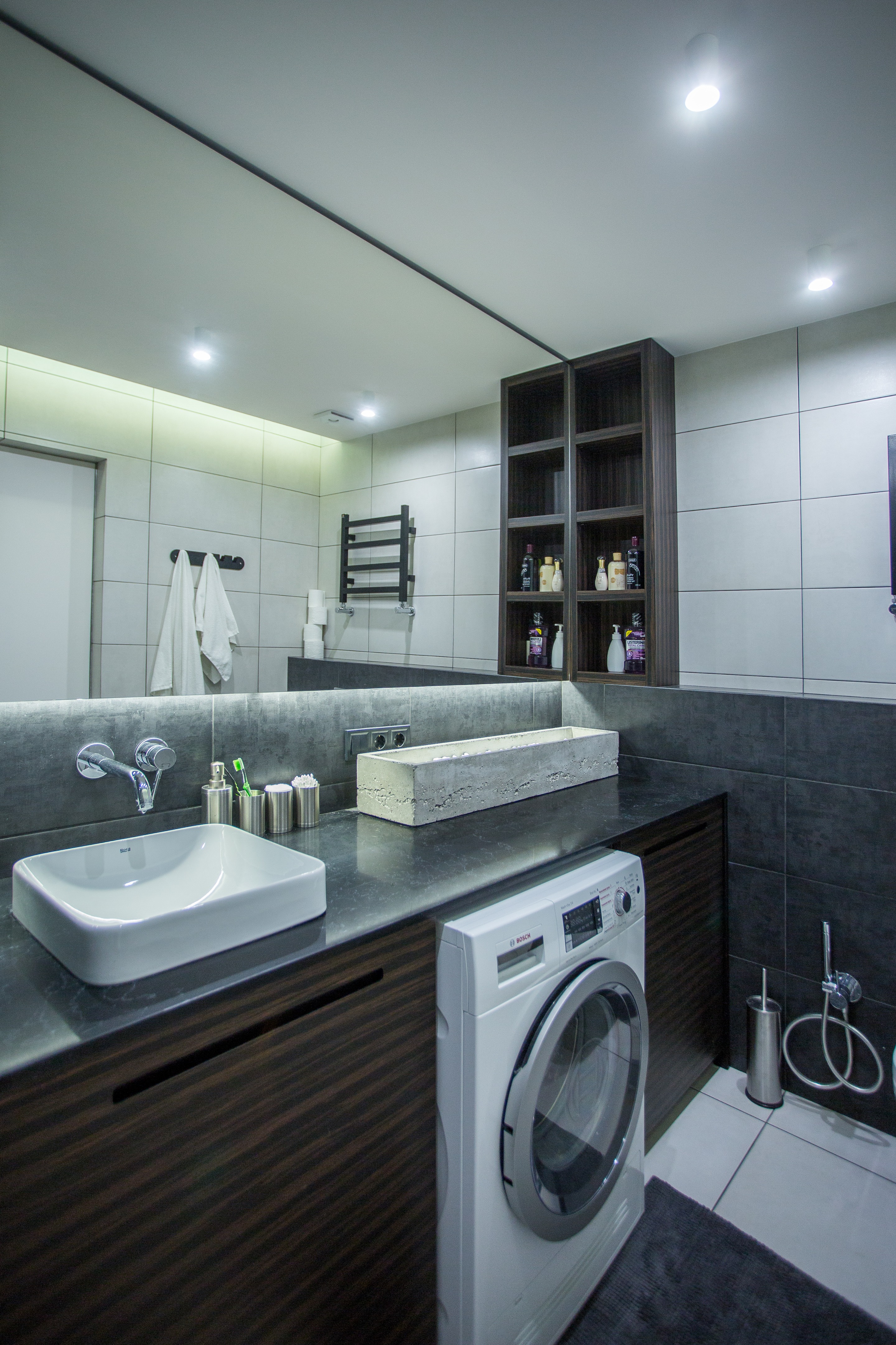 2018 灰色调室内设计案例 | 定制家具营造温馨空间-22