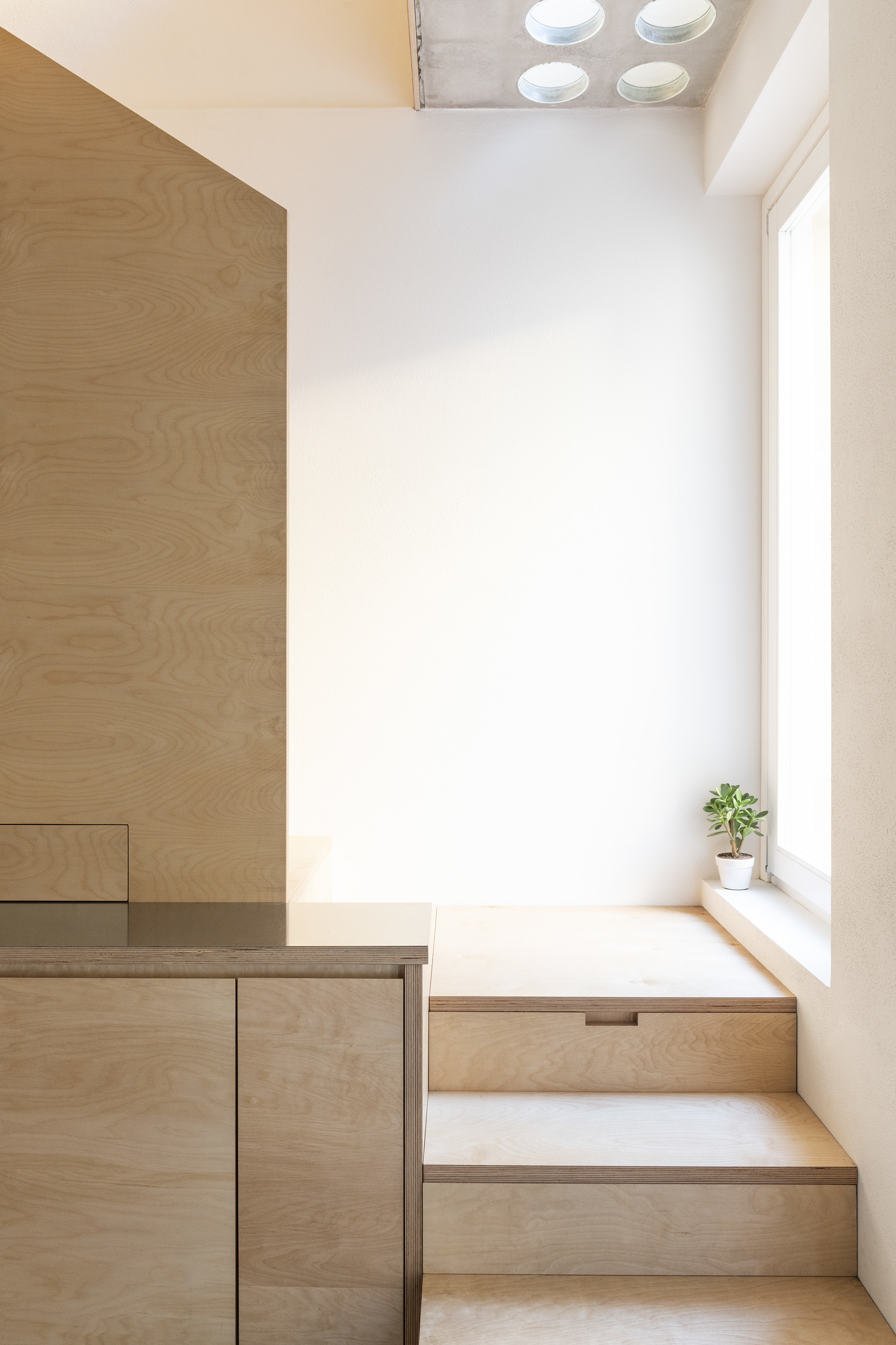 意大利 Varigotti 度假屋翻新 打造现代宜居空间-22