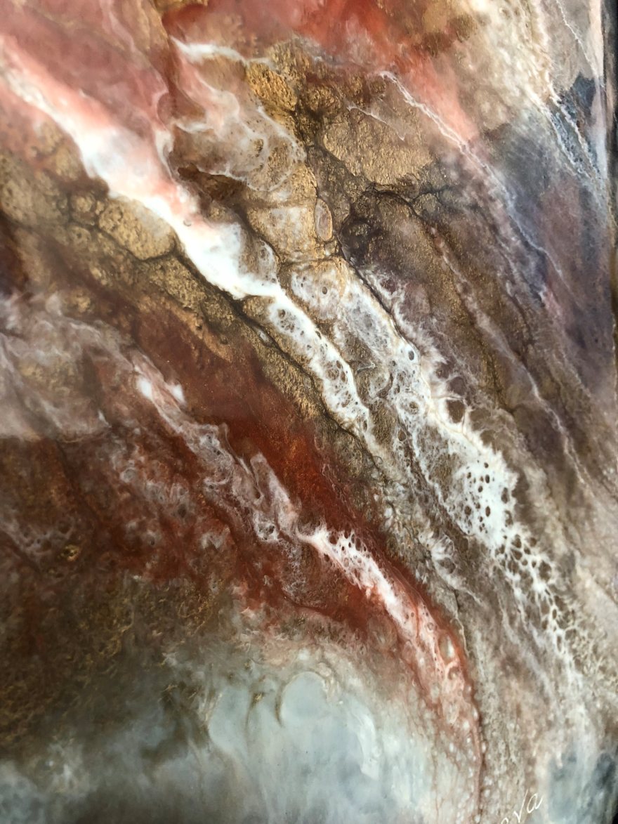 金波荡漾,华贵尽显——黄金黑抽象画装饰室内设计-7