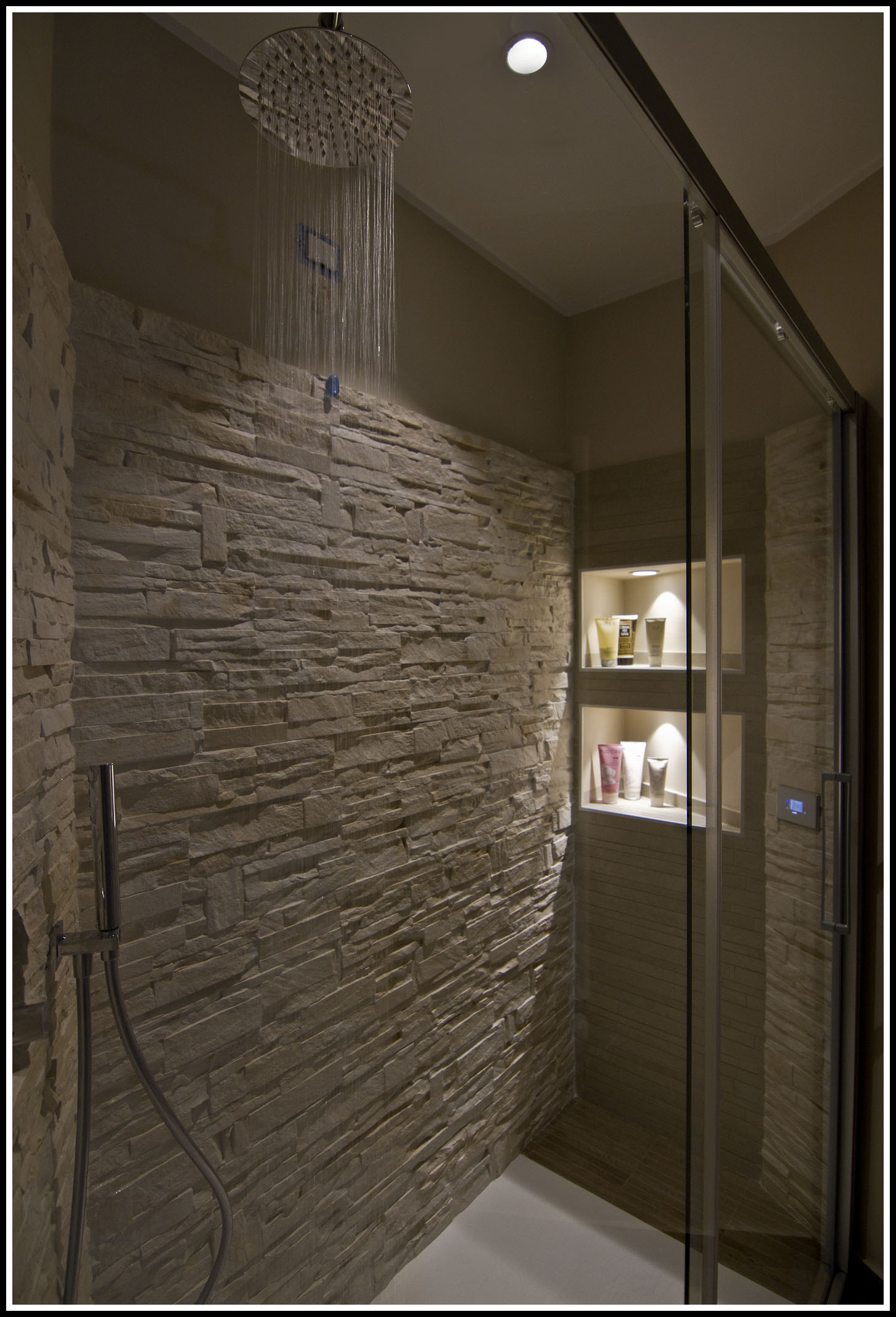 意式风情私密住宅设计-12