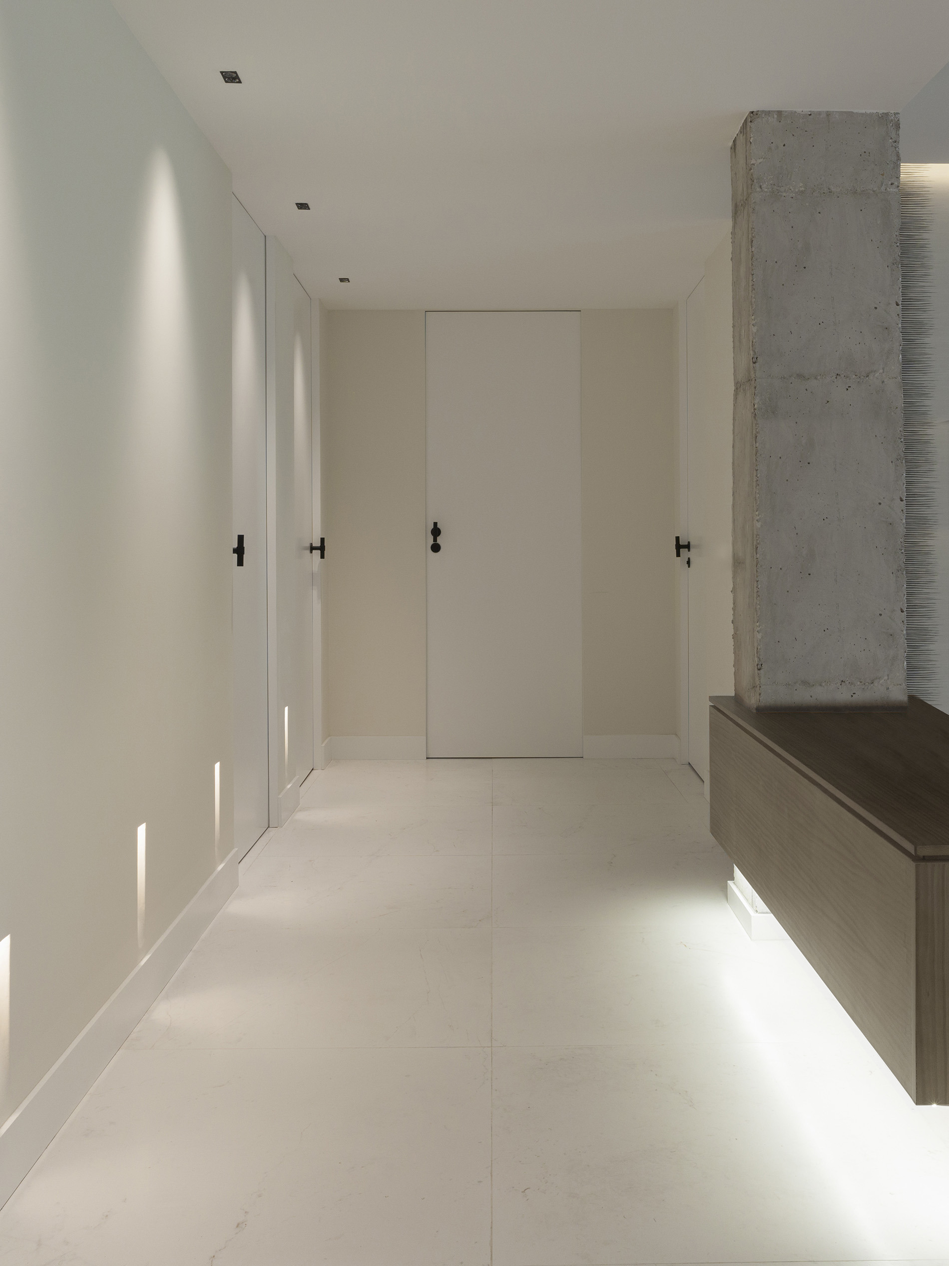 地中海之光 | 瓦伦西亚中心的海景房设计-27