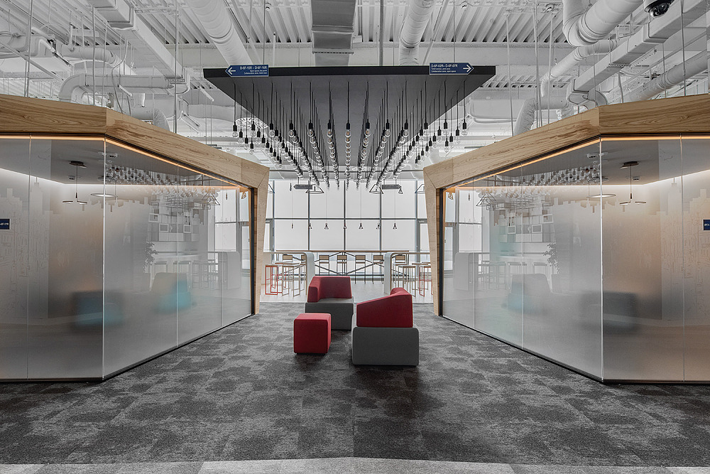 华为俄罗斯办公室设计展现地域特色-1