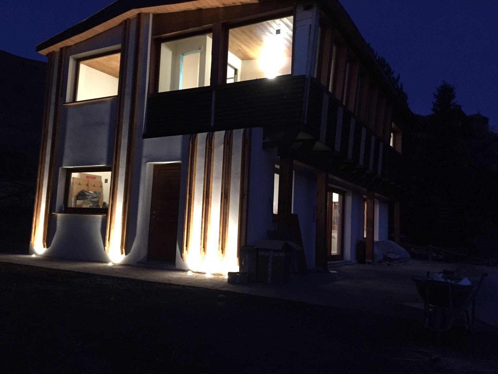 山间木屋的现代复兴-15