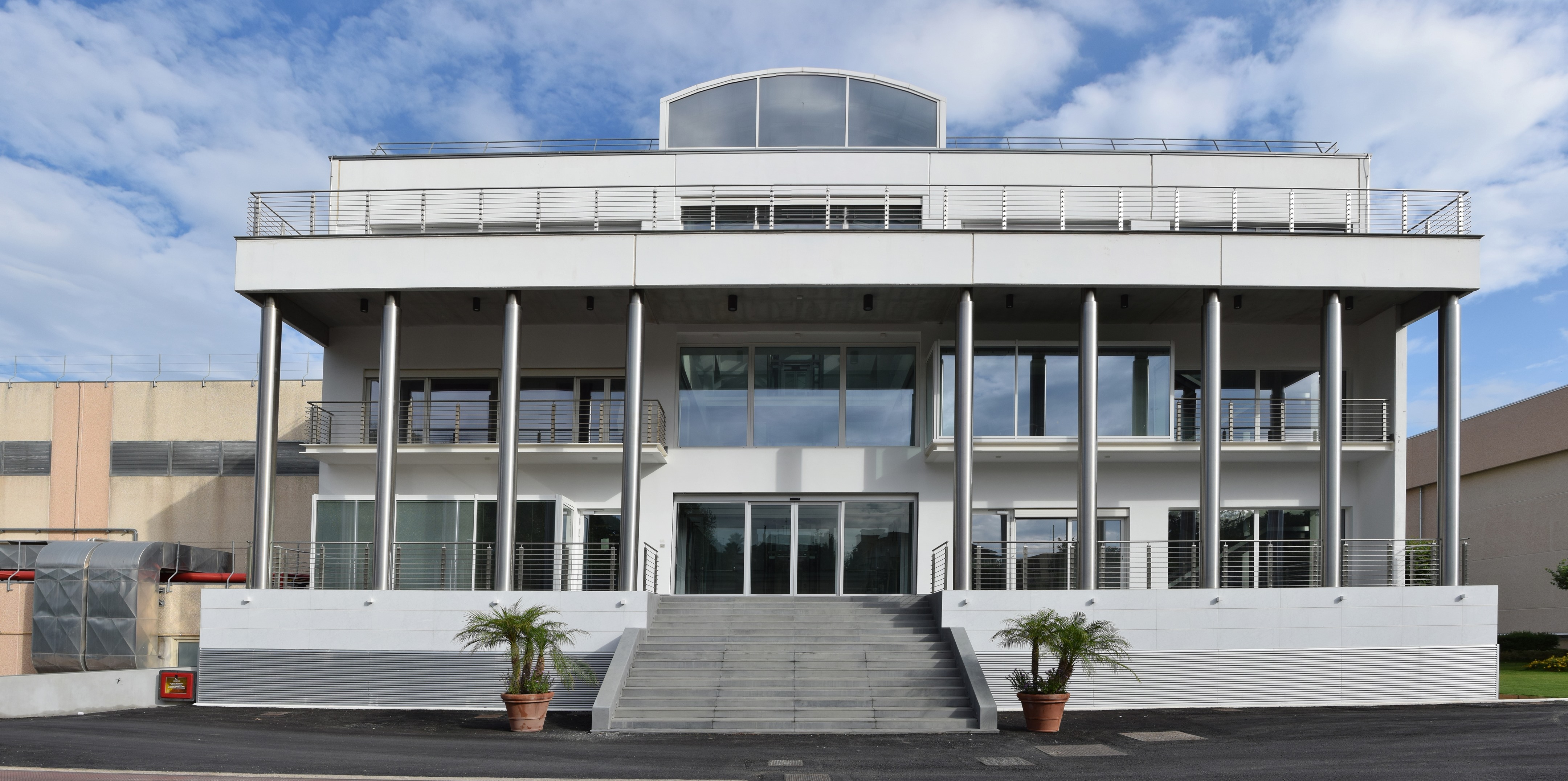 Mauro 印刷厂办公楼 | 现代办公空间的和谐融合-6