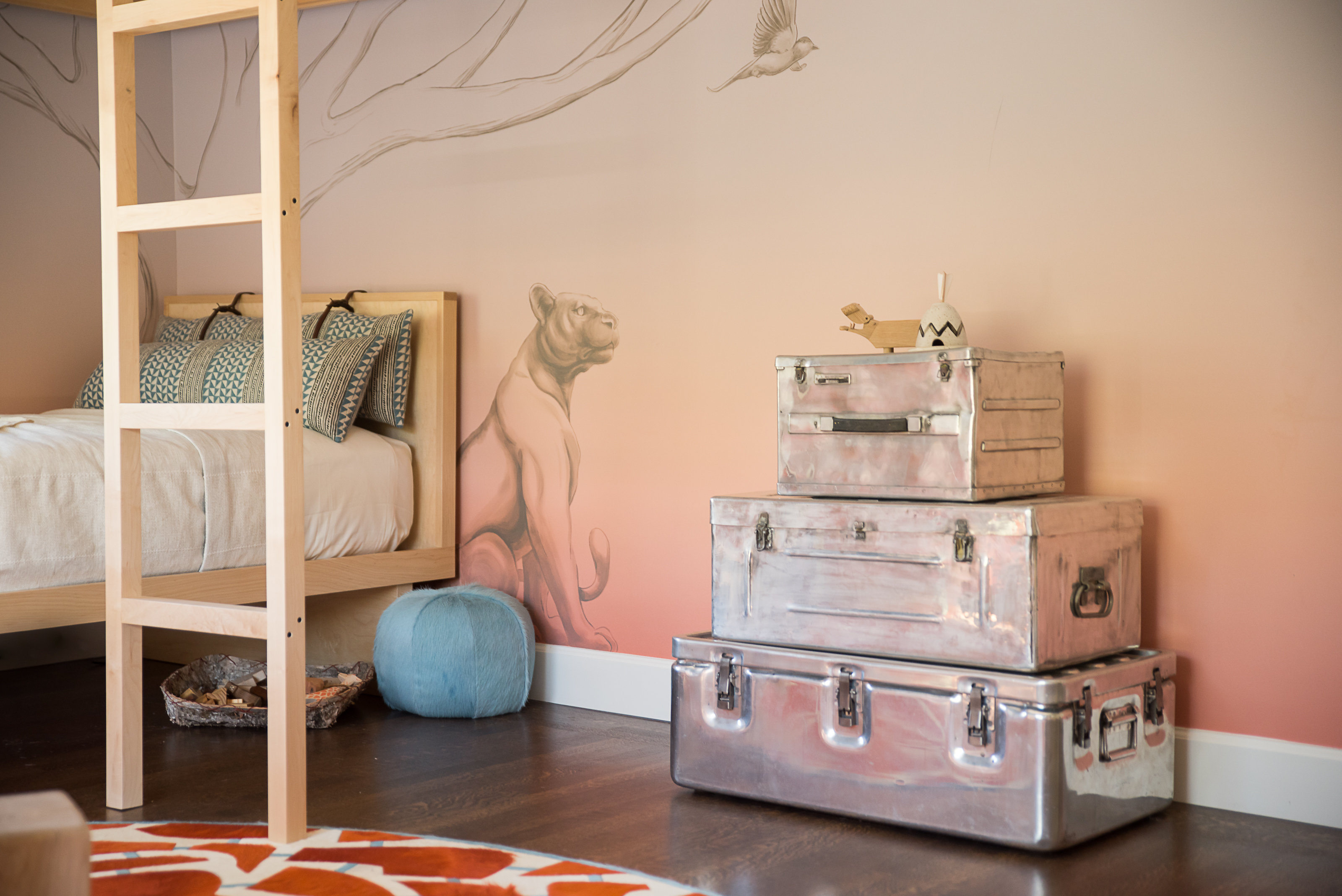 加州设计师打造惊艳的非洲主题儿童卧室-6