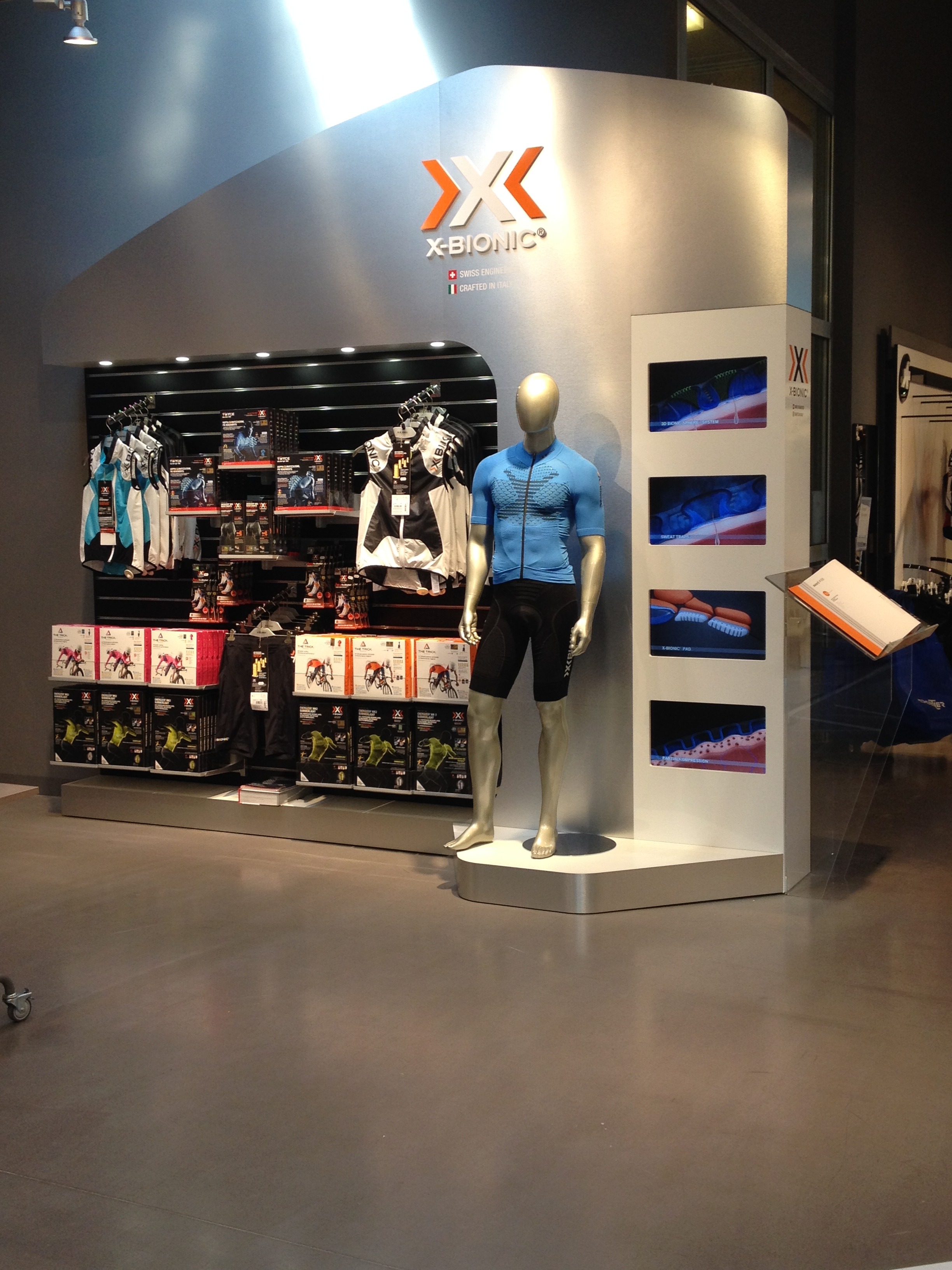 特雷维索运动中心运动员的 X 仿生显示屏·2016-1