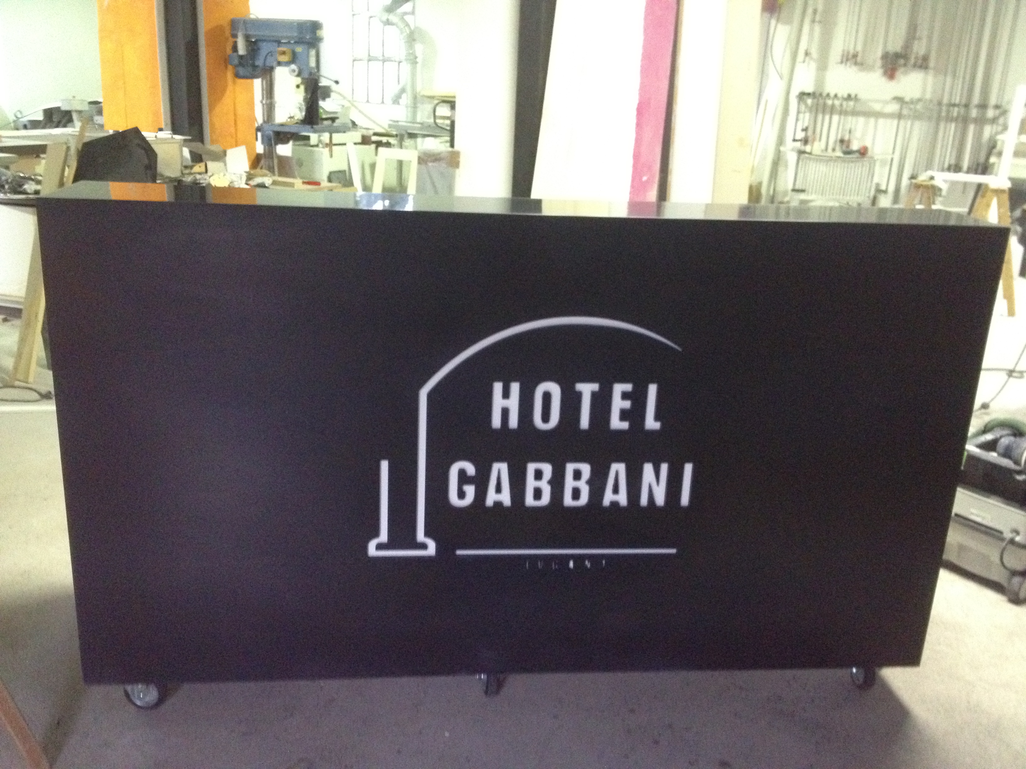 Gabbani 酒店 科里安吧台与家具设计-3