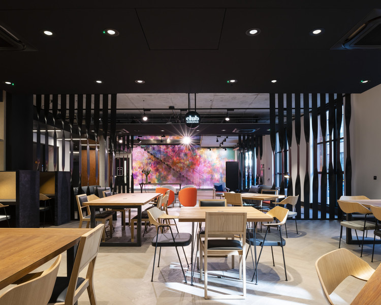 The Frames（砖,金属,玻璃的创意空间）-13