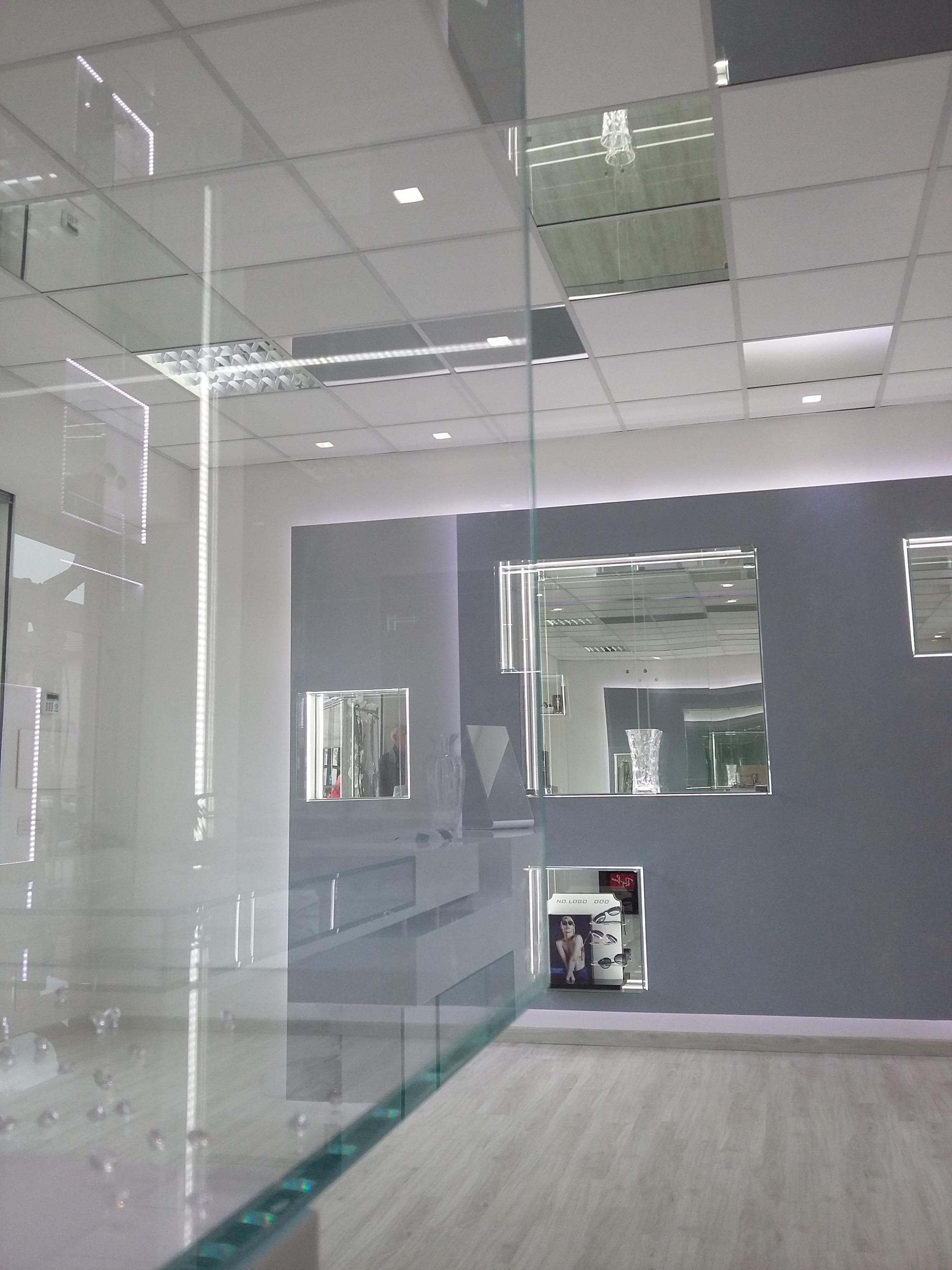 时尚眼镜仓库"Ottica Fashion"室内设计-6