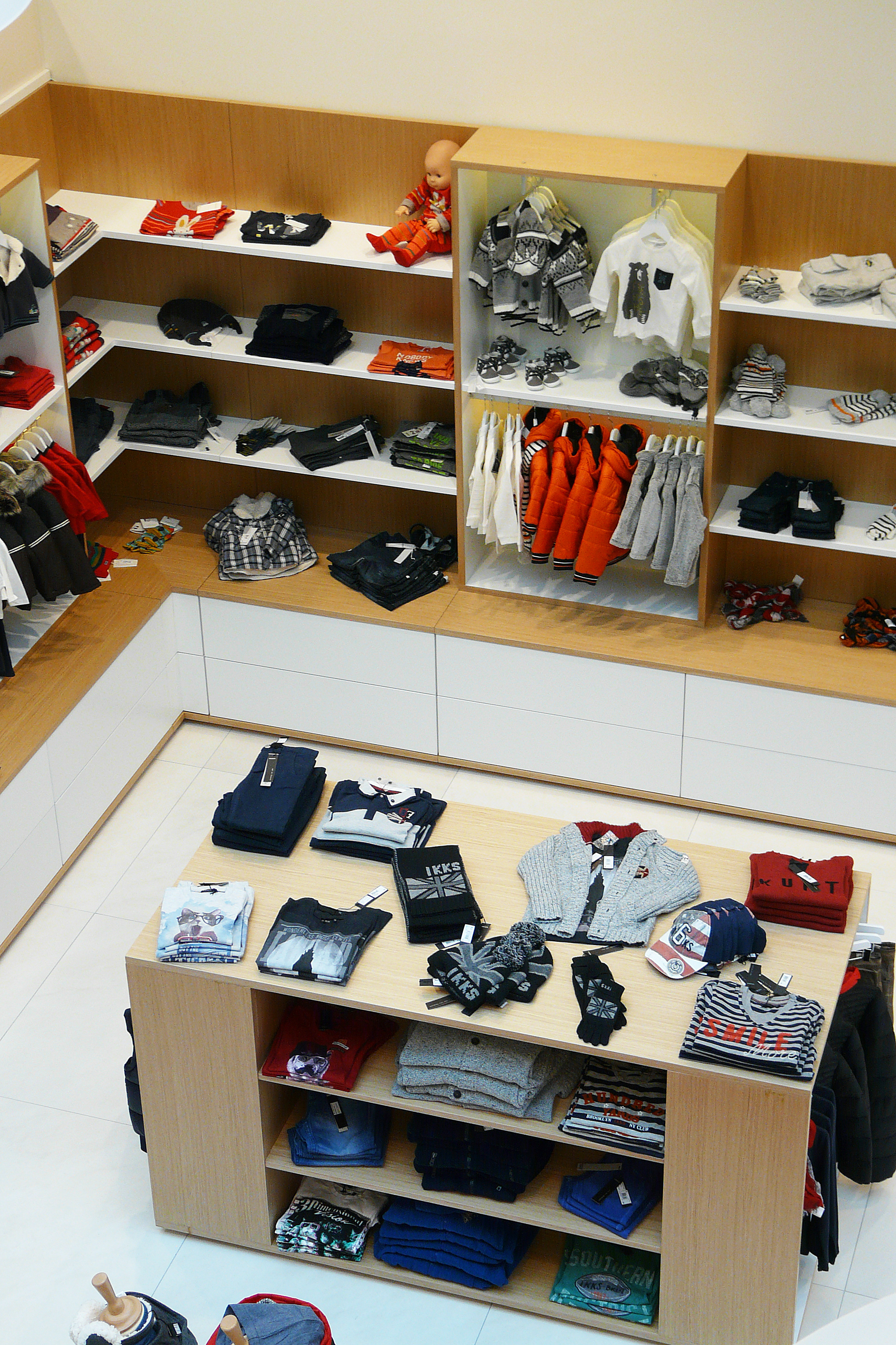 儿童服装店“Mon Coup de Coeur”室内设计-1