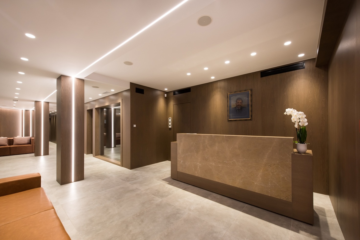 2017 年完成的 KARATZIS S.A.办公室大楼室内设计案例-36