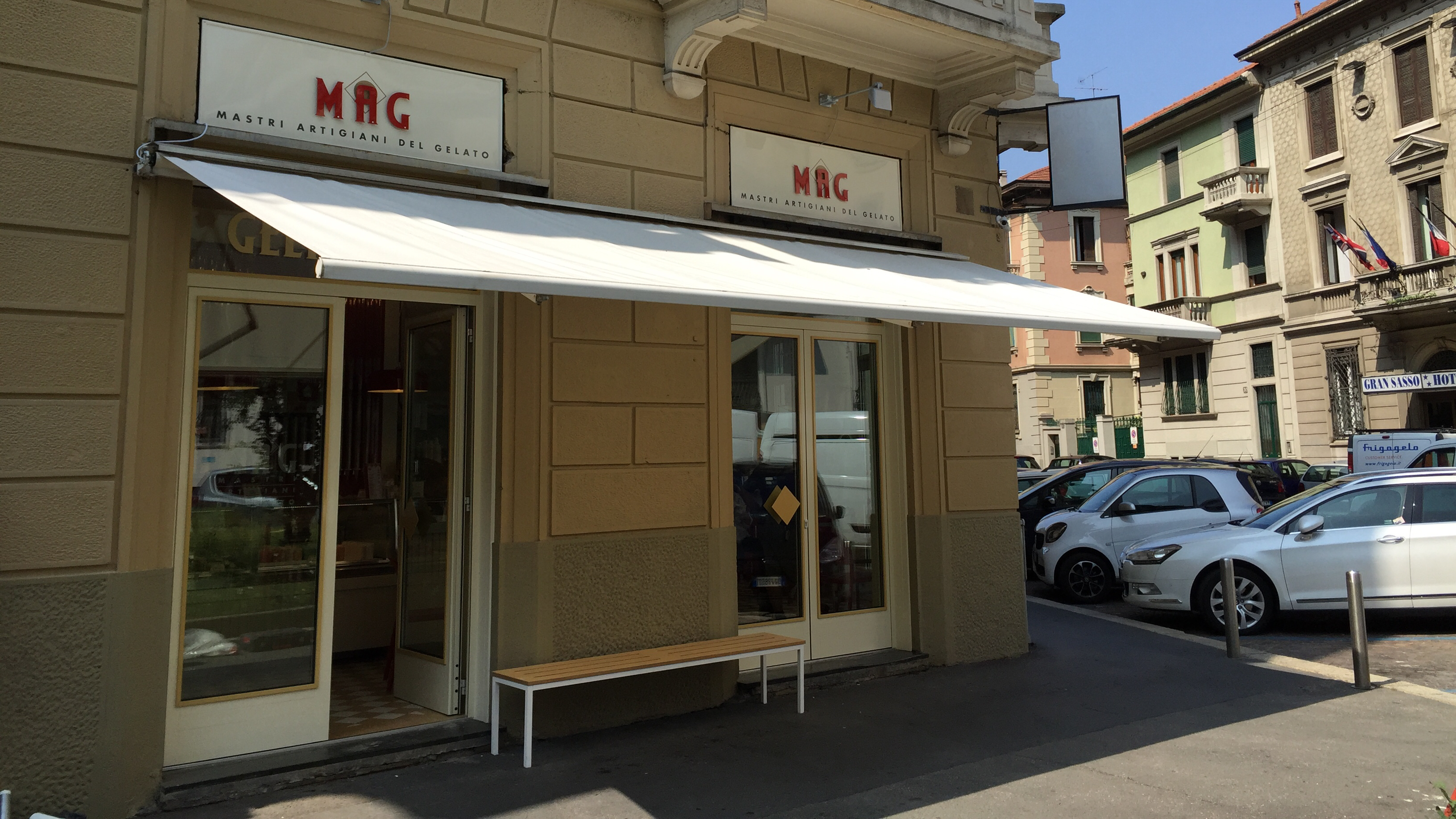 定制铝制展示柜，彰显个性与节能环保-4