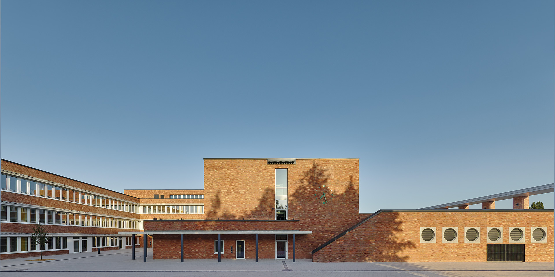 约翰·帕切贝尔实科中学室内设计案例-7