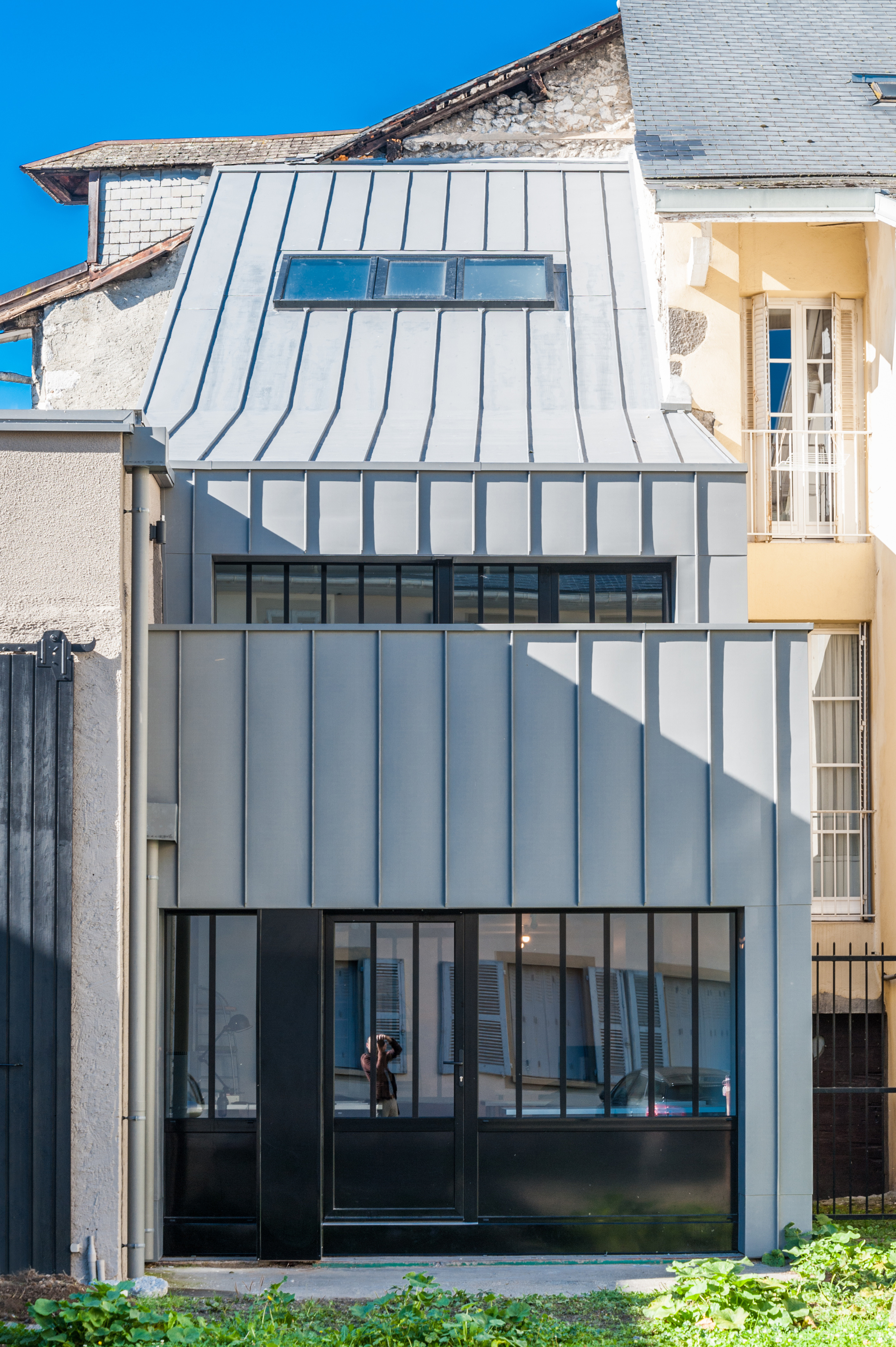 传统工坊风格办公室，内院采用 burnt cedar 技术-7