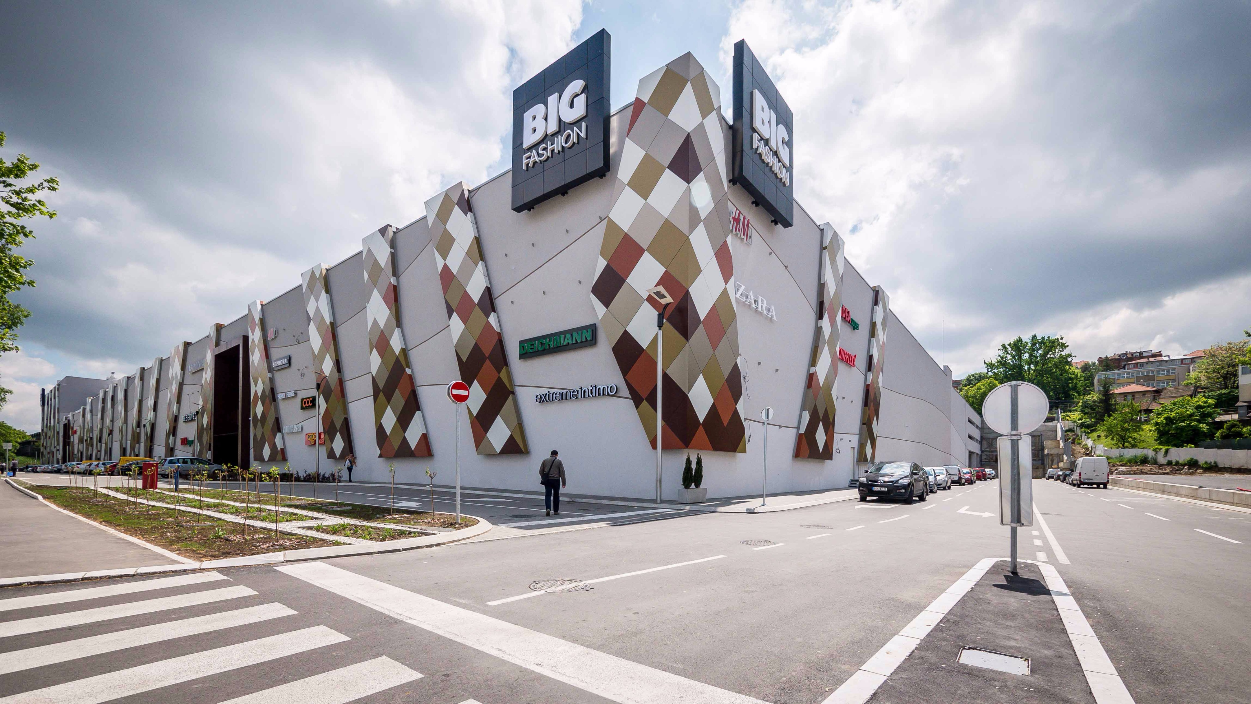 贝尔格莱德 BIG 时尚购物中心 | 现代都市购物天堂-0