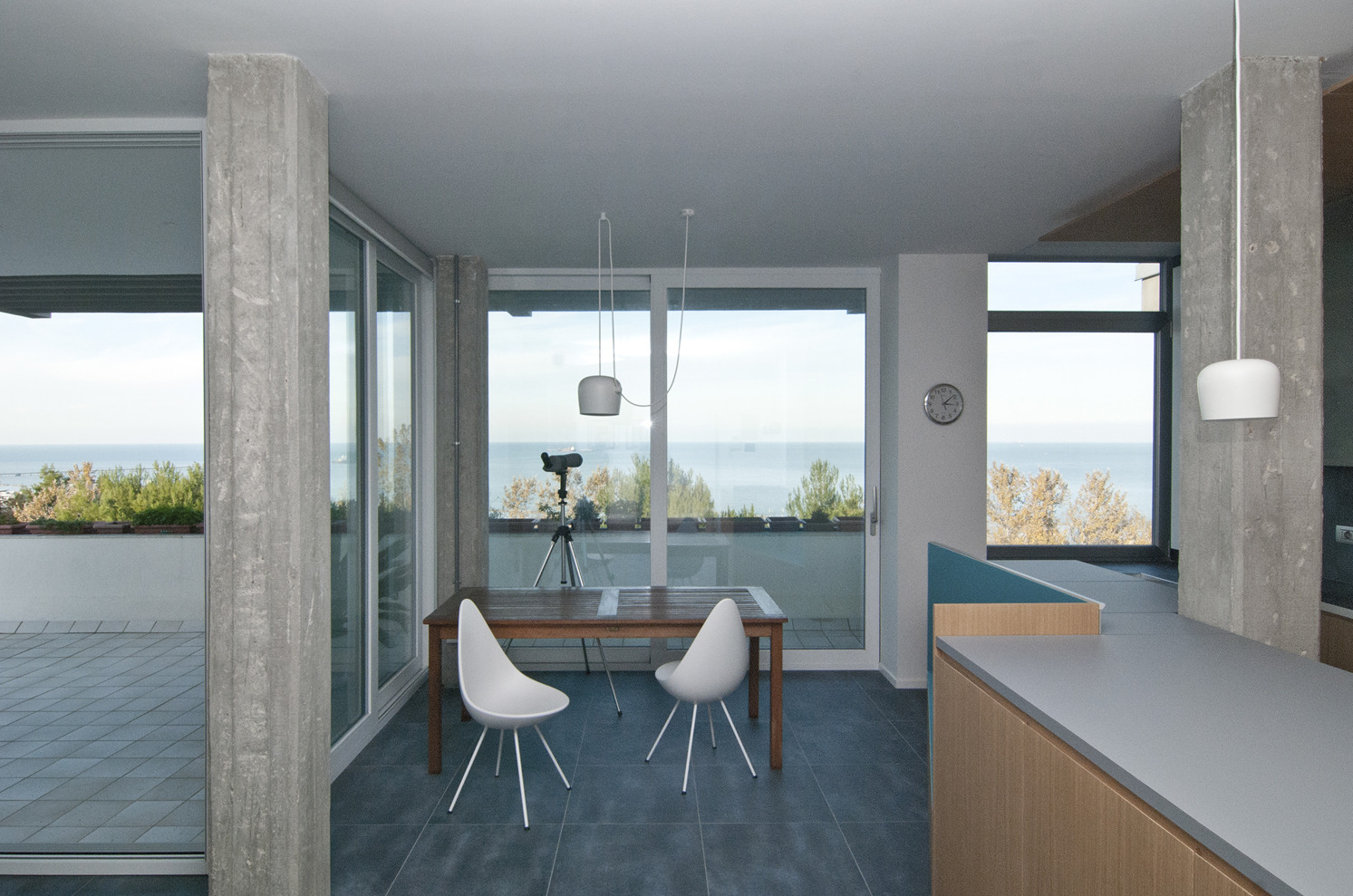 海景公寓的室内设计之旅 | 打破界限，融入海洋-7