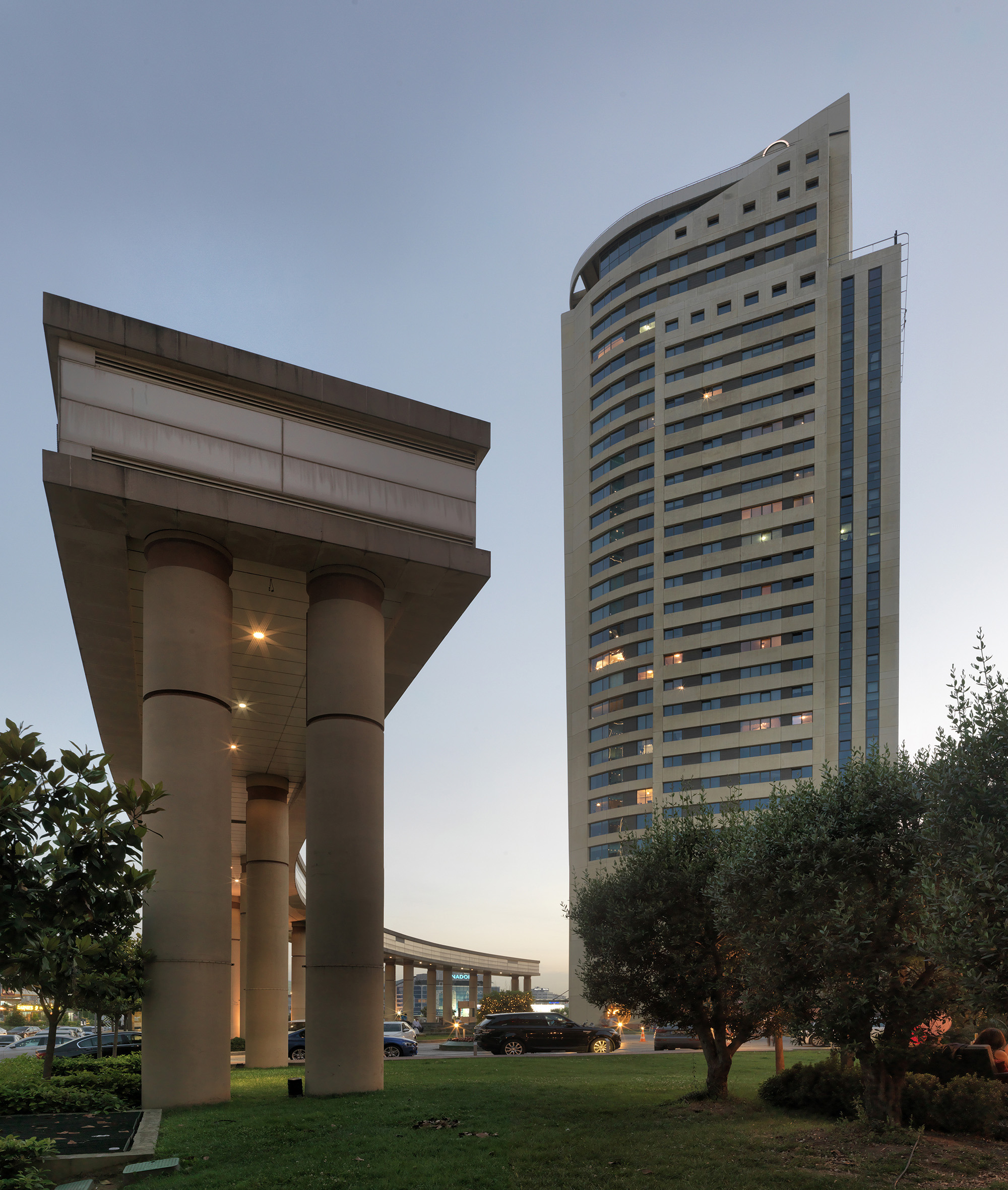 创新绿意空间——土耳其 Palladium Atasehir 购物中心设计-5