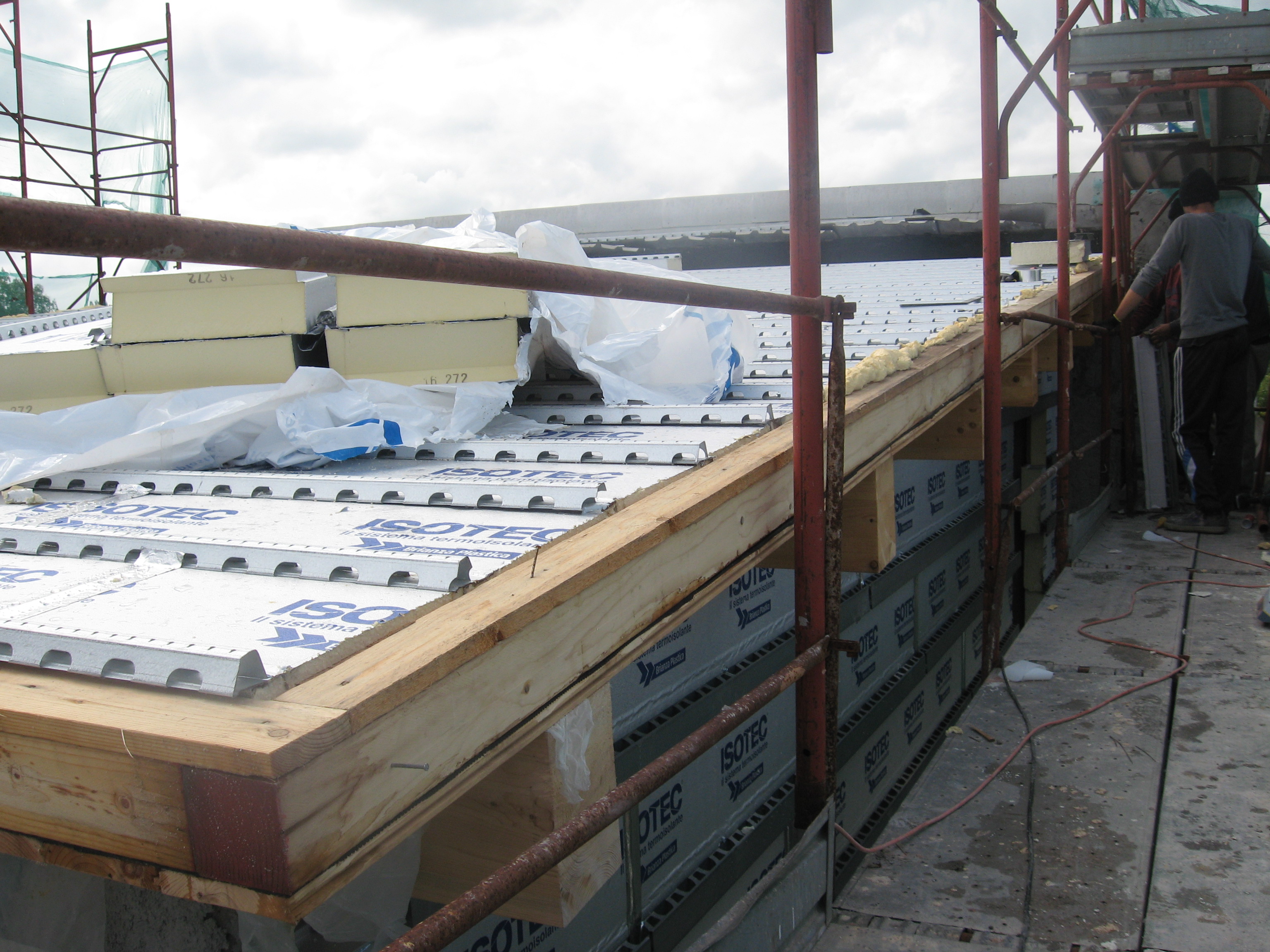 翻新与升级 | 罗马别墅的绿色改造-10