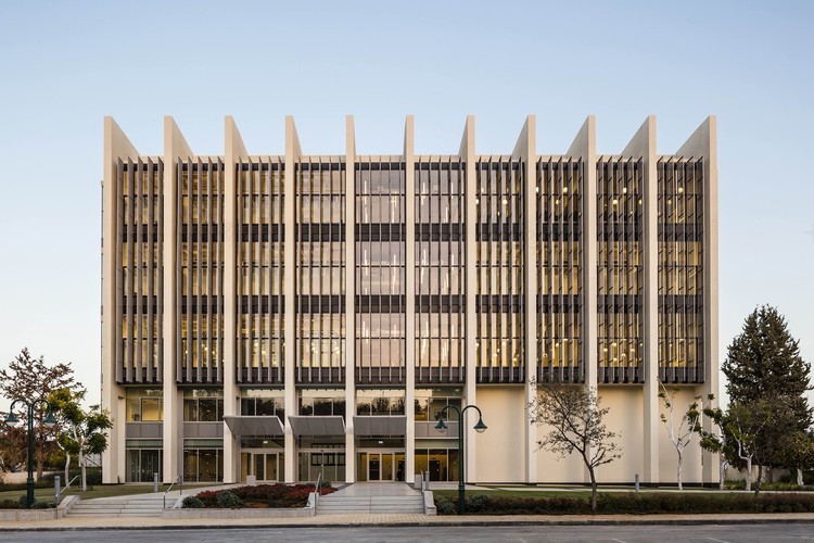 IDC Herzliya的米里亚姆博士和谢尔登·G·阿德尔森创业学校-29