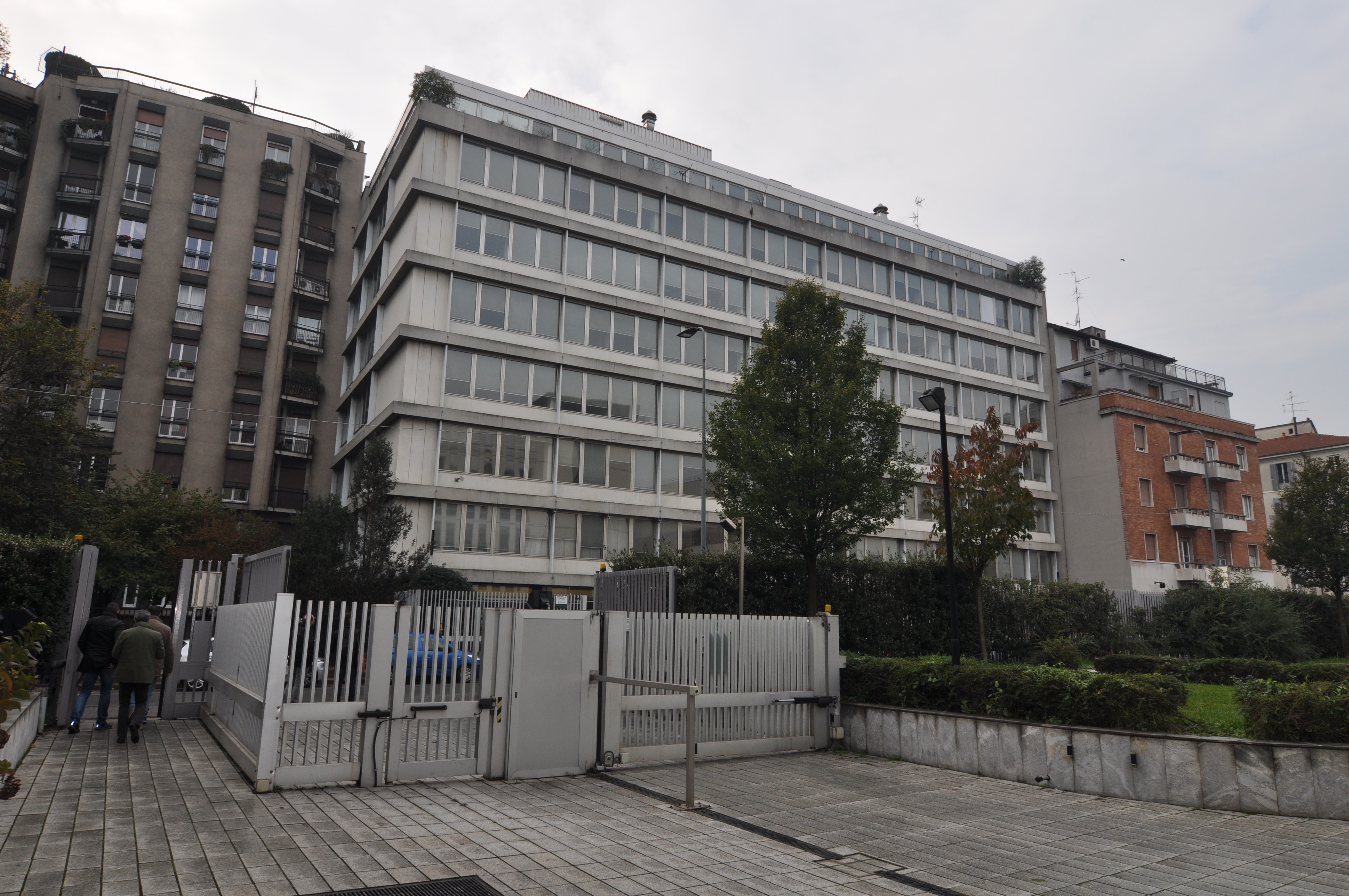 米兰 70 年代办公楼翻新-8