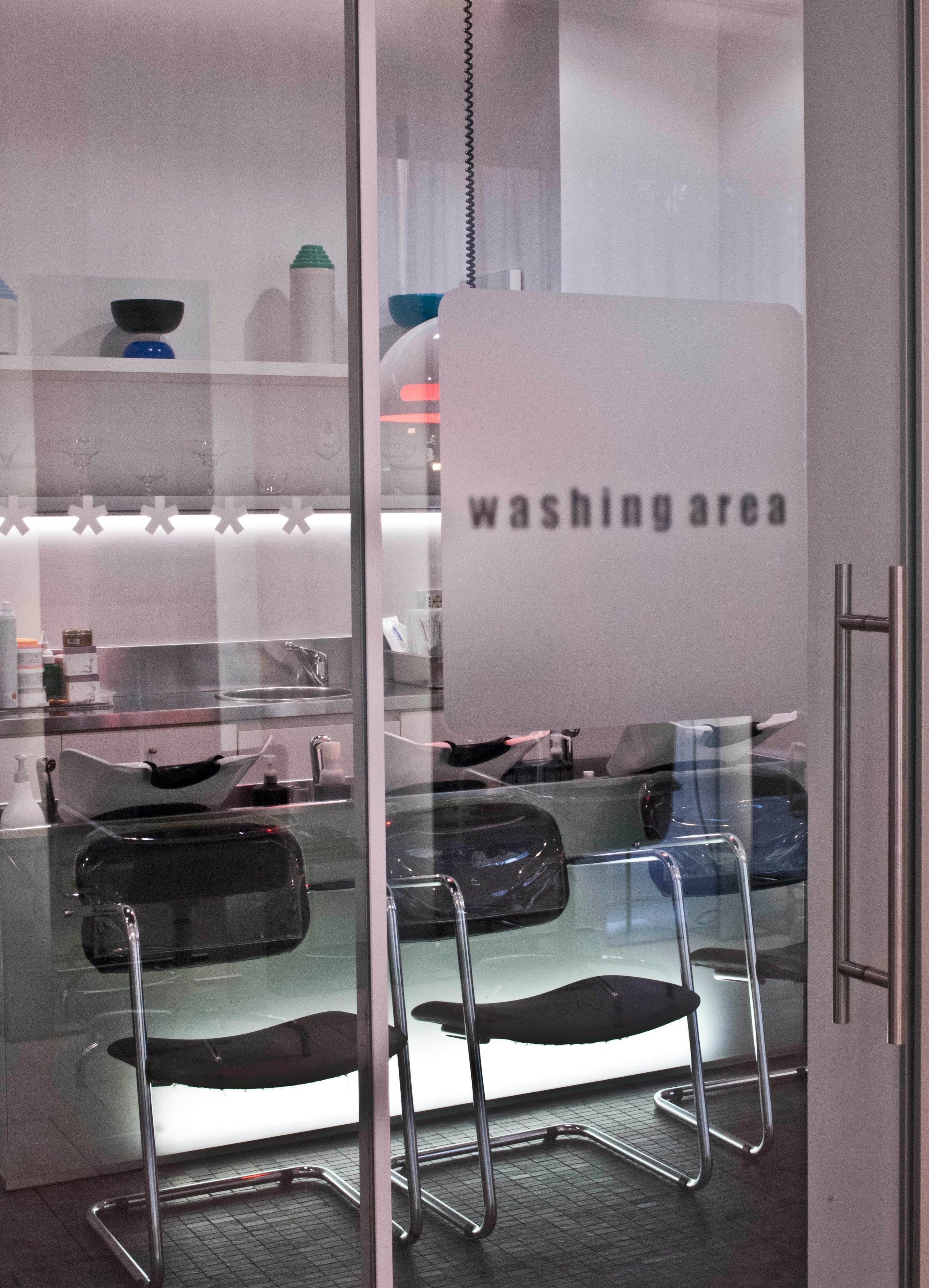 S 和 N 我理发店-7