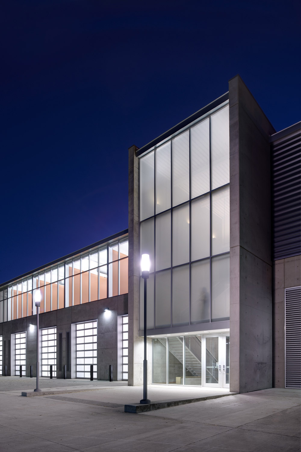 工业技术大楼-15