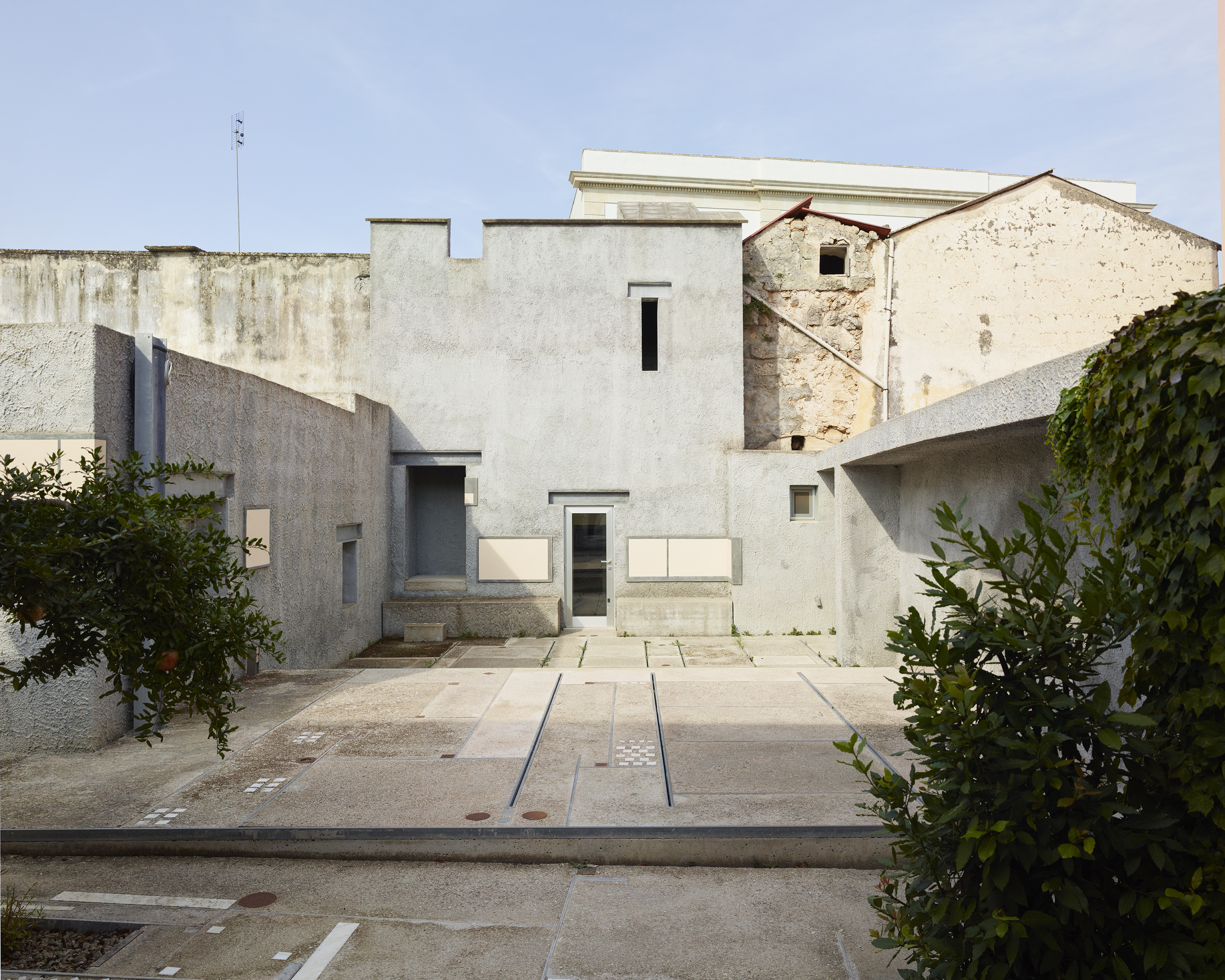 经典与现代并融，Kiasmo 总部室内设计-0