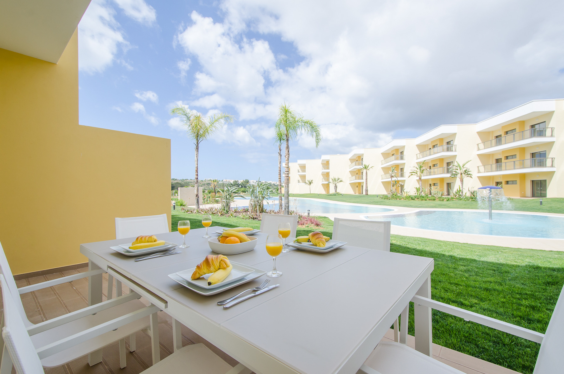 阿尔布费拉公寓，简约品味团队的完美呈现-16