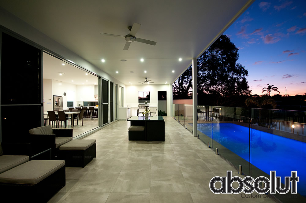 无框玻璃现代住宅设计-4