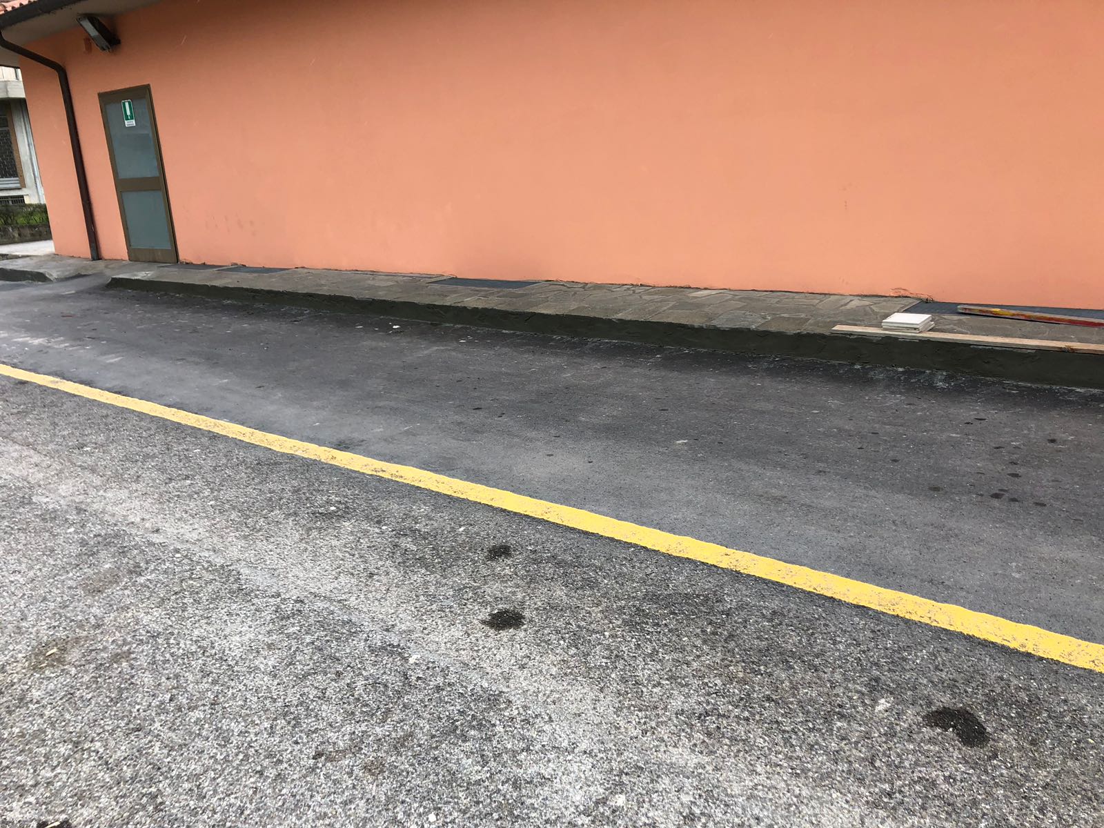 2018 年完成的商铺入口人行道设计-6