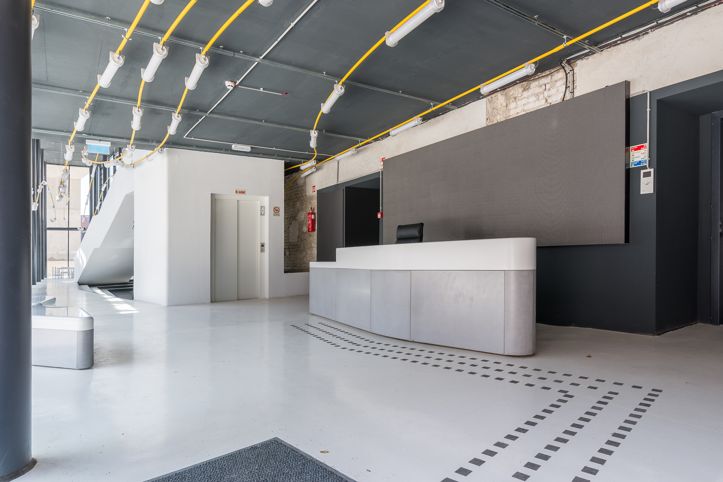 Concrete counter and benches by Betonicon-1