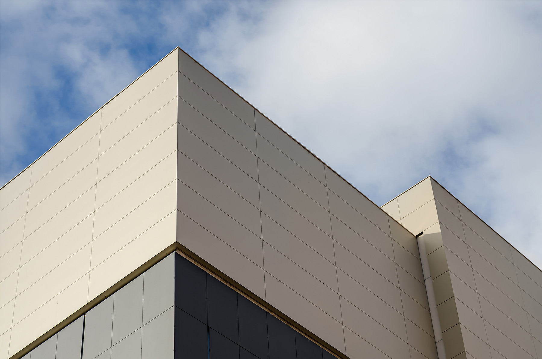 融合历史与现代的阿根廷马尔·德·普拉塔文化购物中心-14