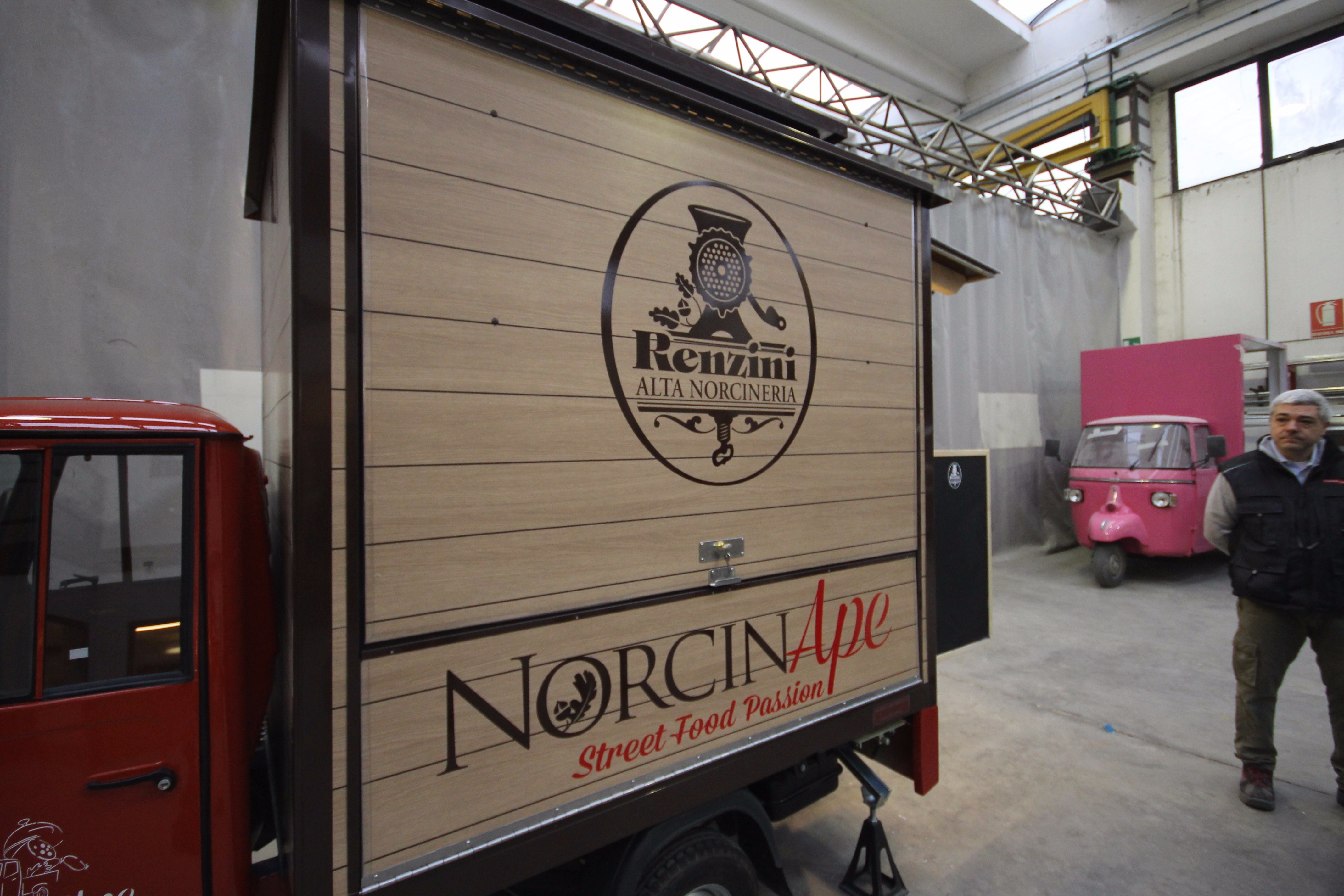 诺尔西纳佩 那只蜜蜂-11