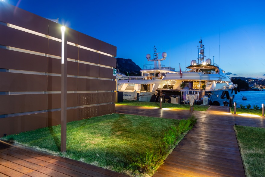 WATERFRONT(意大利奢华海滨小镇的灯光艺术)-3