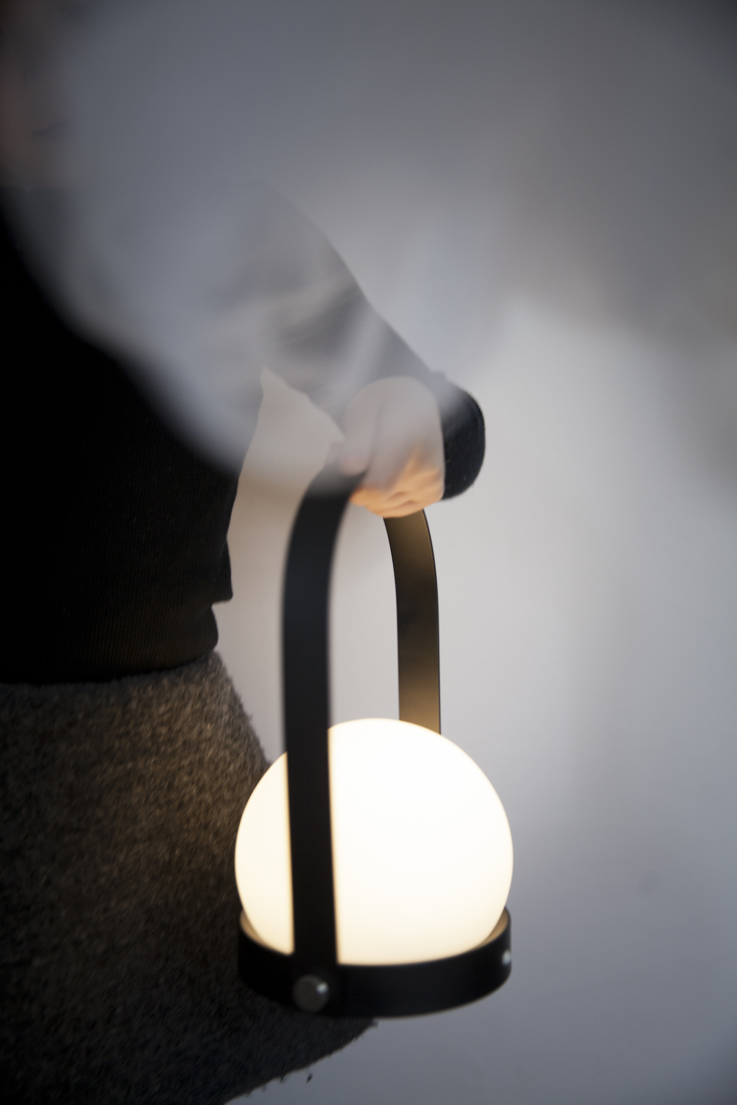 卡丽便携式充电 LED 灯——极简设计与“hygge”的完美结合-7