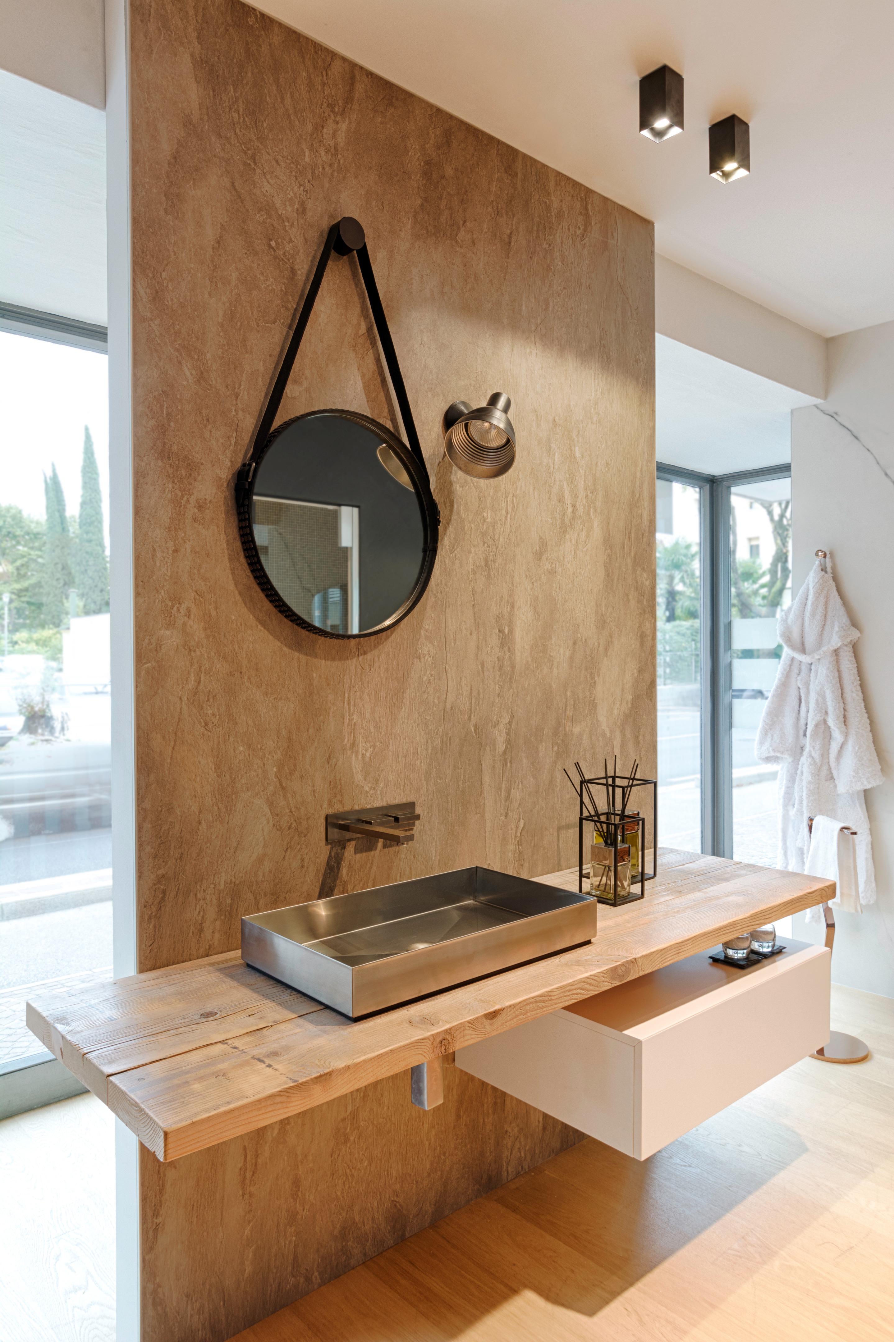 Akua Showroom 打造现代卫浴空间，自然元素与功能的完美结合-25