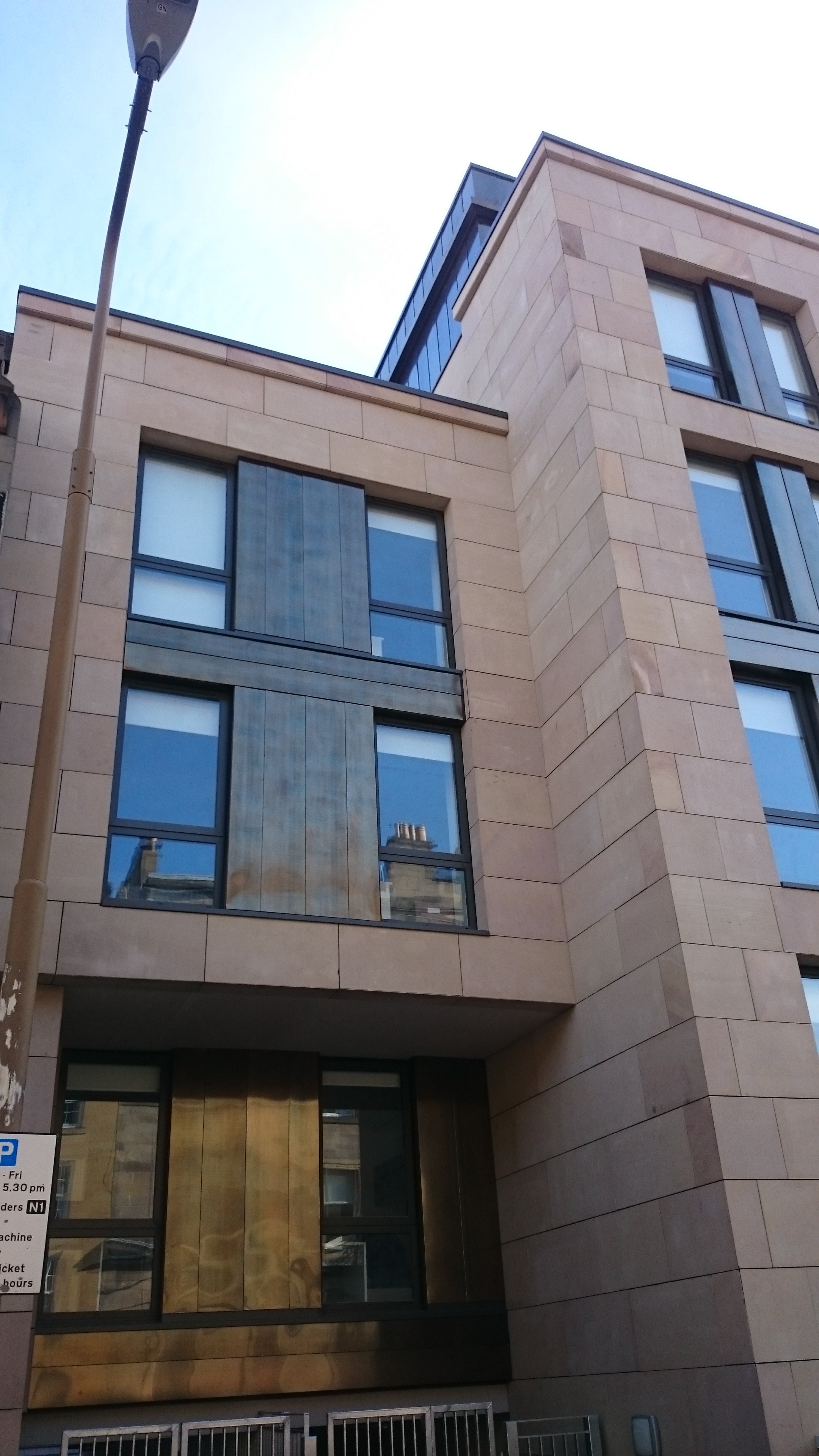 融合传统与创新的大学宿舍设计-9