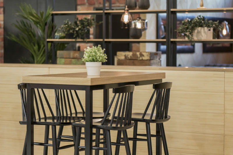 芬兰 Mylly 购物中心的 Kulman Kuppila 餐厅——现代与传统的完美融合-12