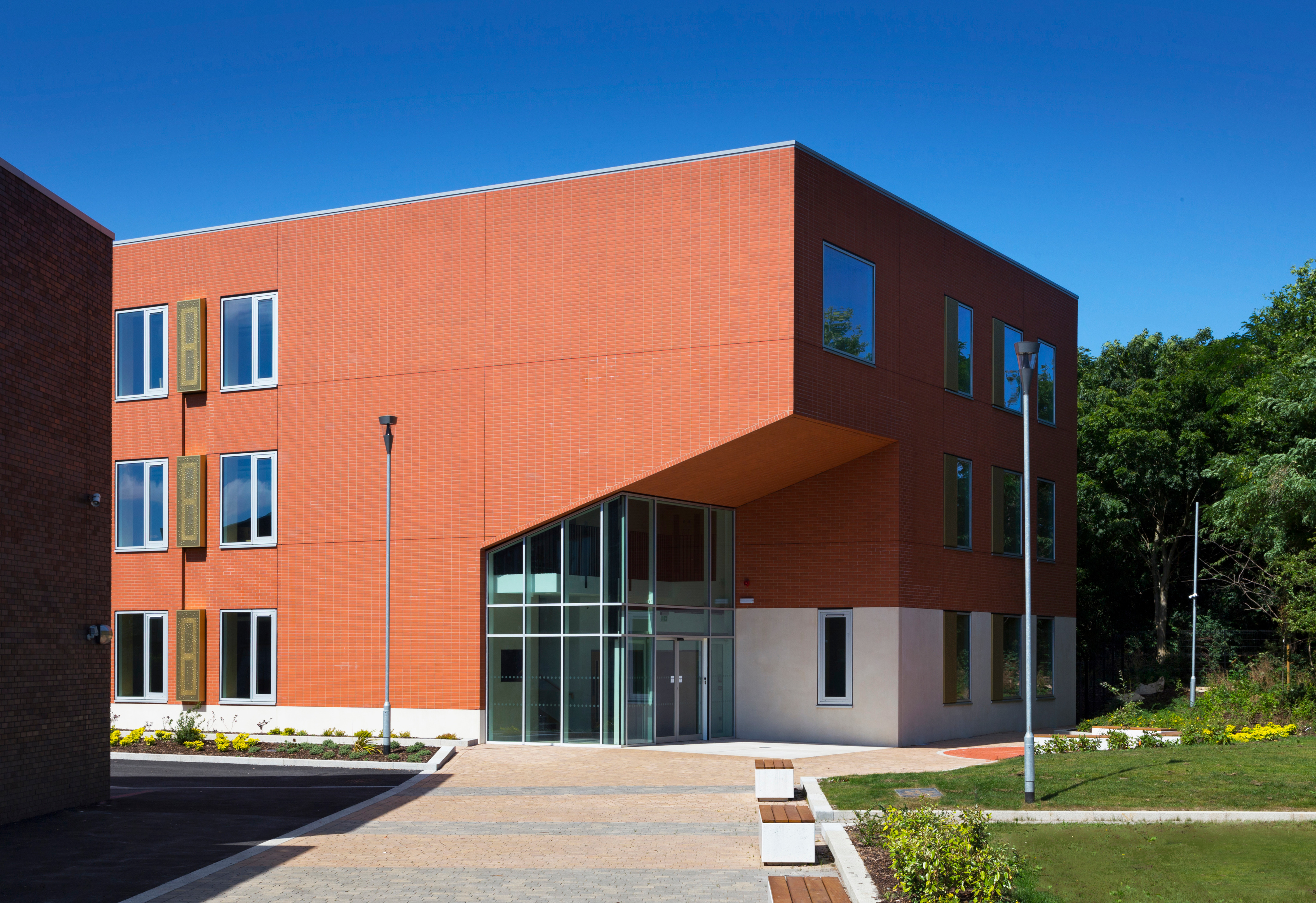 约瑟夫·莱基学院 · 融入环境的创新教学空间-0