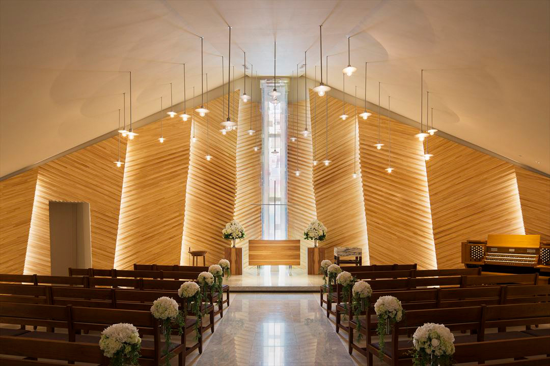 日本海景酒店婚礼教堂的室内设计魅力-1