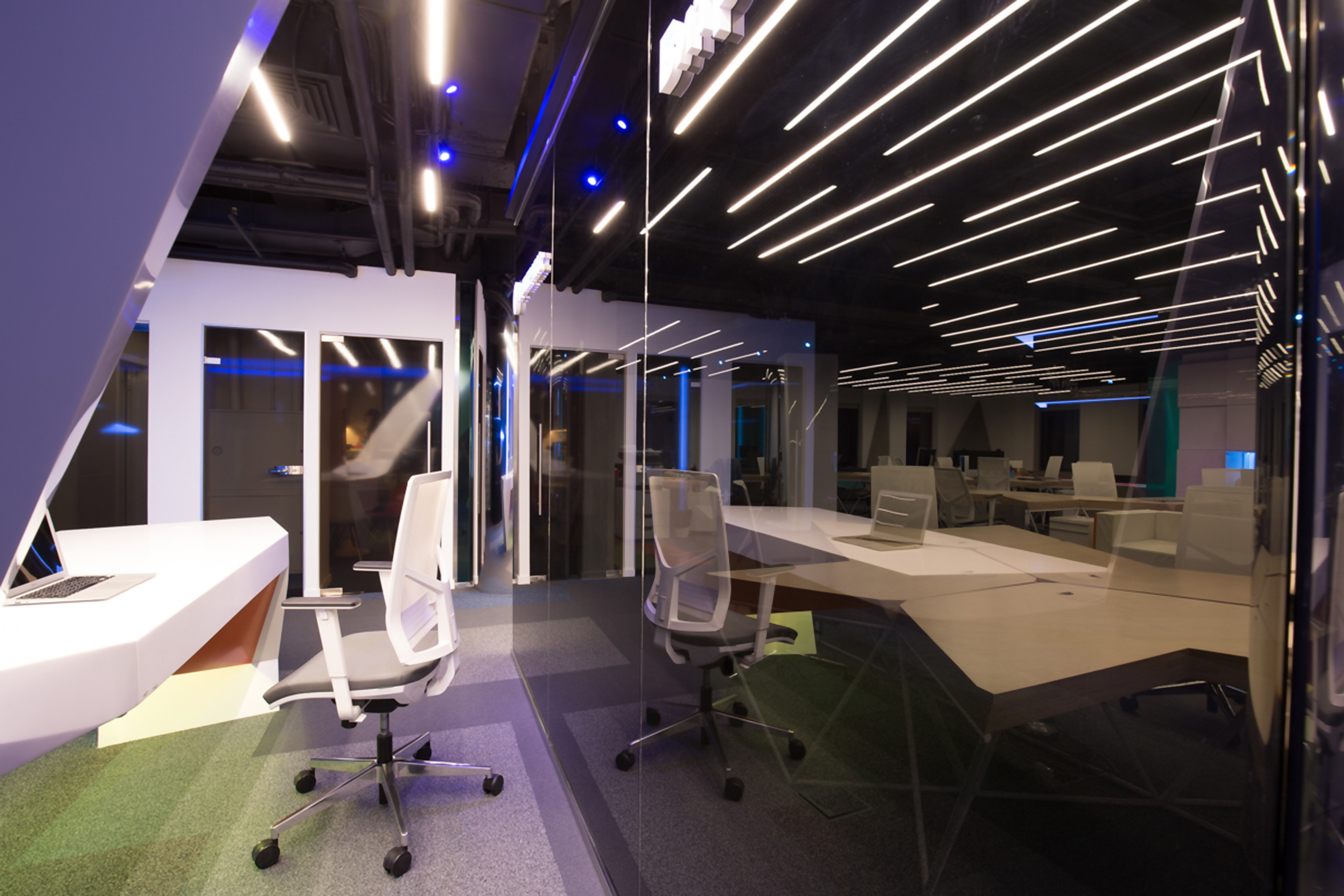 莫斯科 1S-Bitrix 办公室 | 几何艺术与光影的完美结合-19