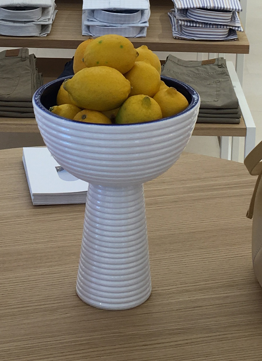 法国 Harmont&Blaine 旗舰店陶瓷点阵装饰-5