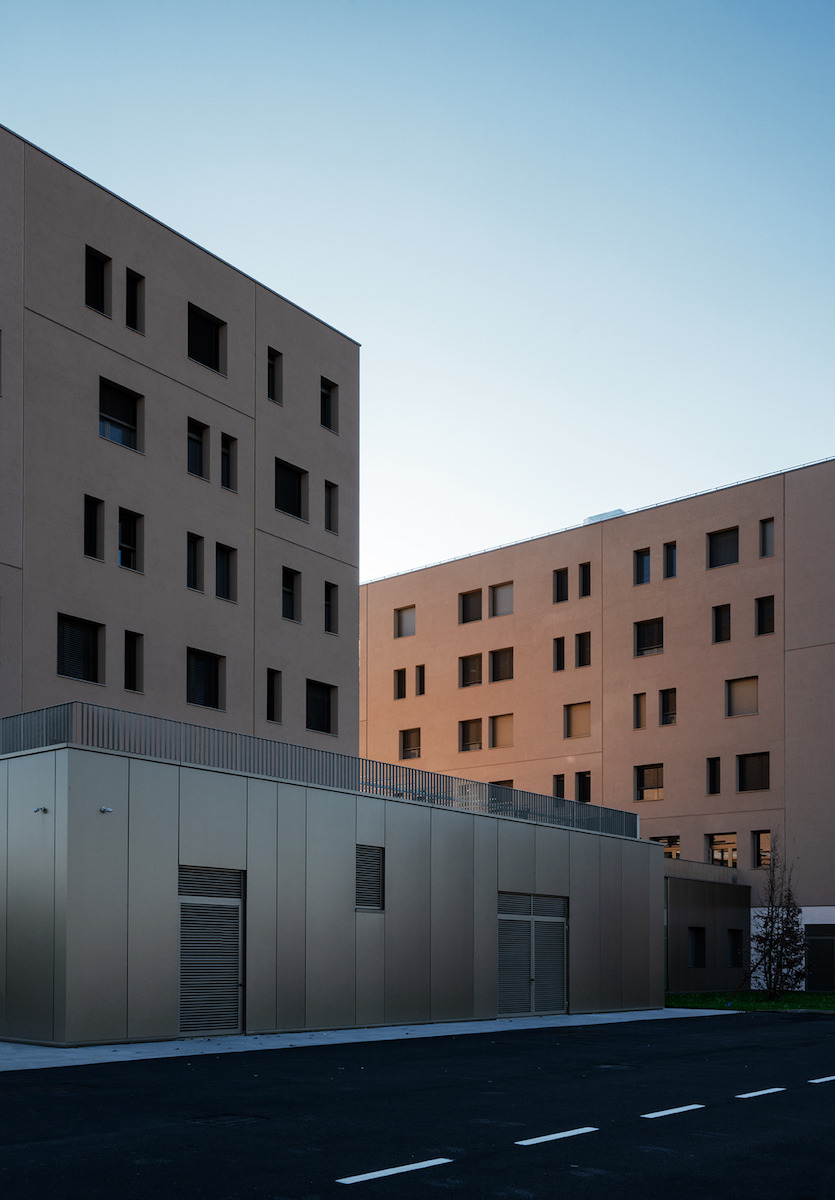 人性和谐绿意盎然的人文学府宿舍-15