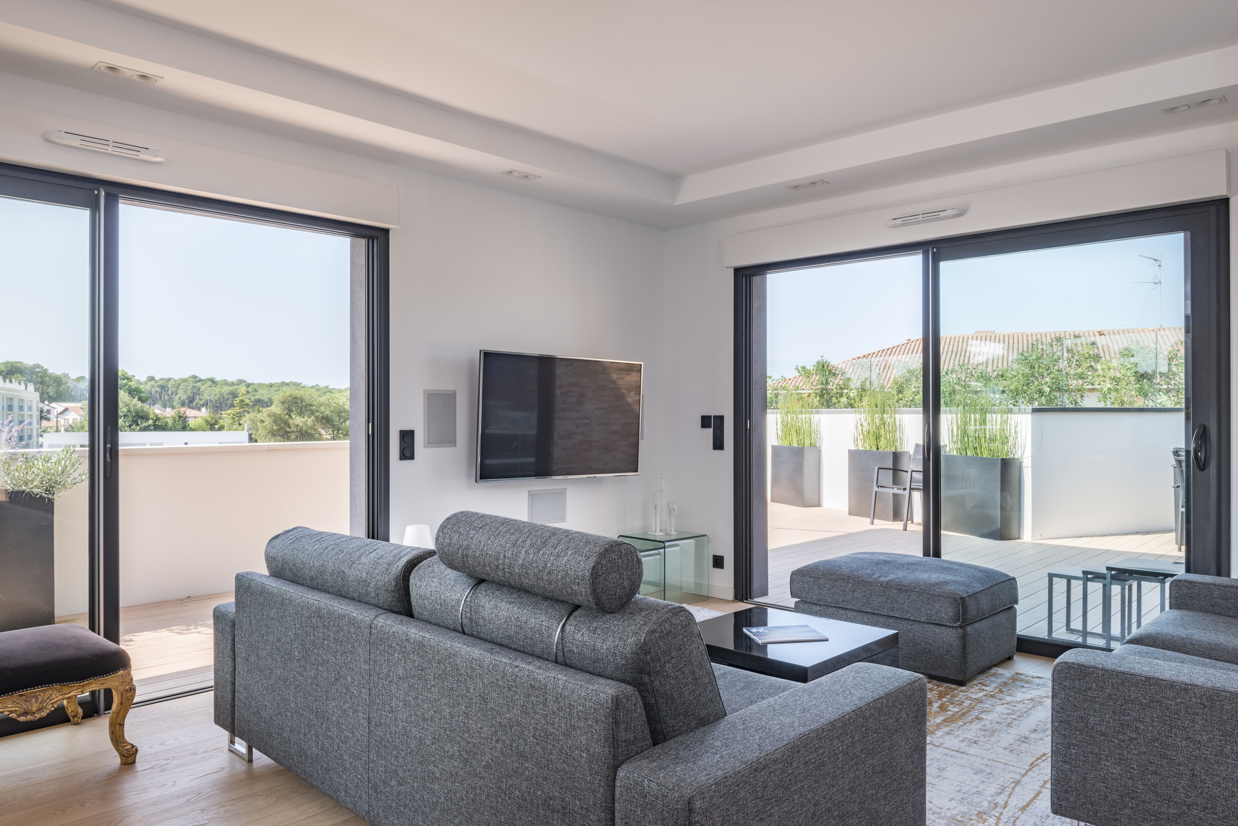 法国安吉特海滨公寓与办公建筑-30